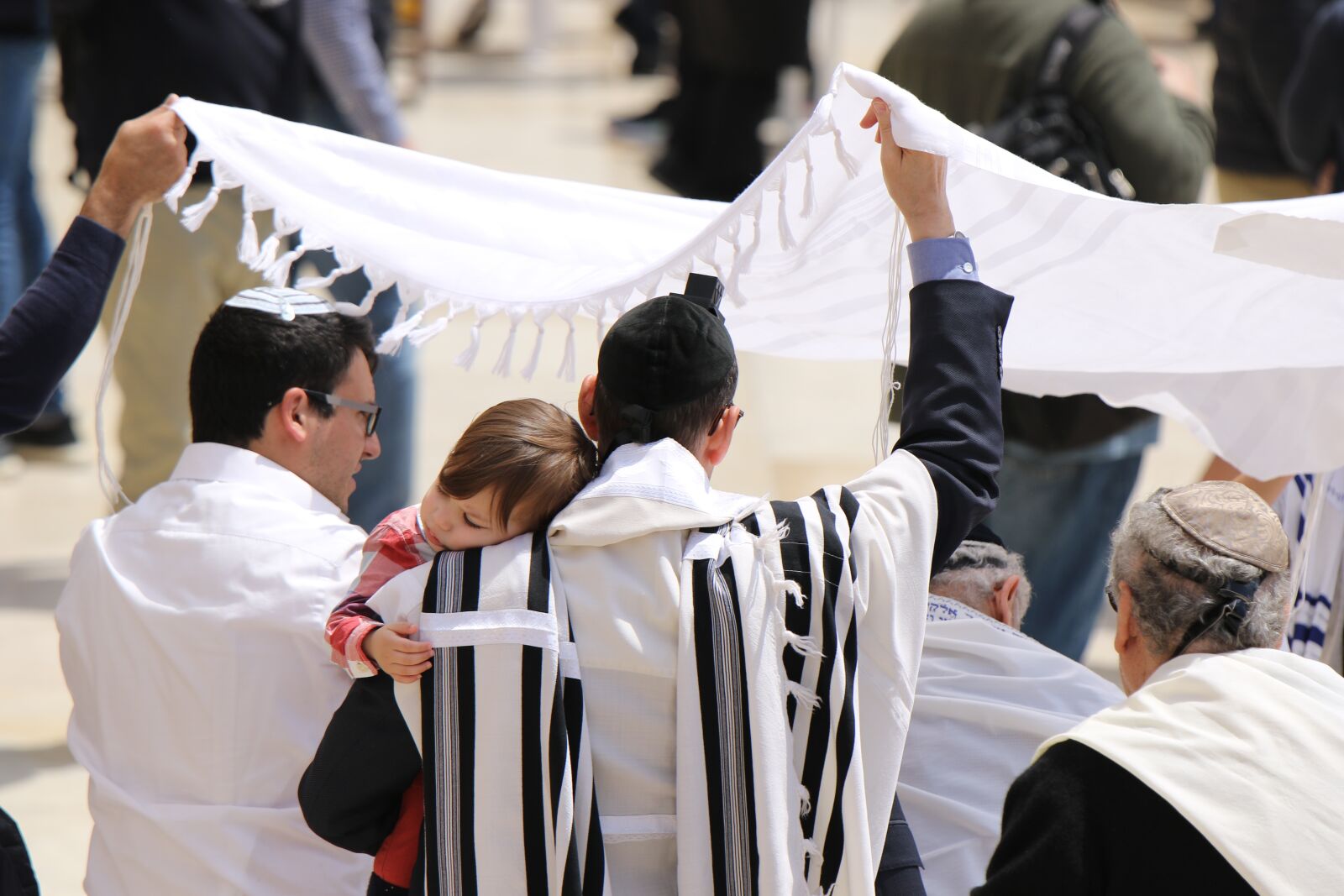 Tamron SP 70-200mm F2.8 Di VC USD G2 sample photo. Judaism, ceremony, tallit photography