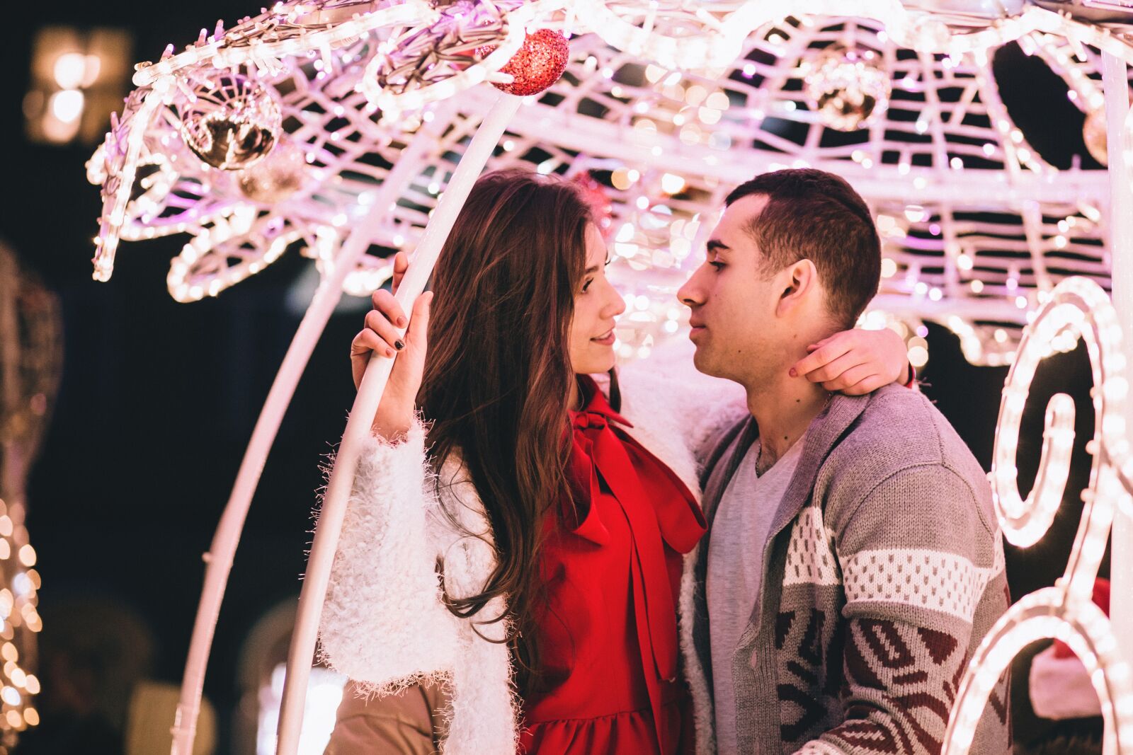 Canon EF 85mm F1.8 USM sample photo. Fashion, people, affectionate photography