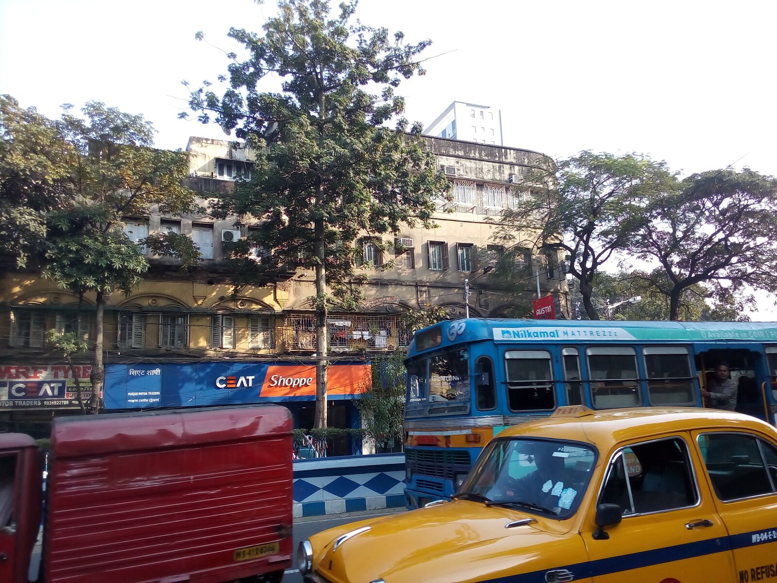 Micromax Canvas Juice 4G sample photo. Traffic, street, kolkata photography