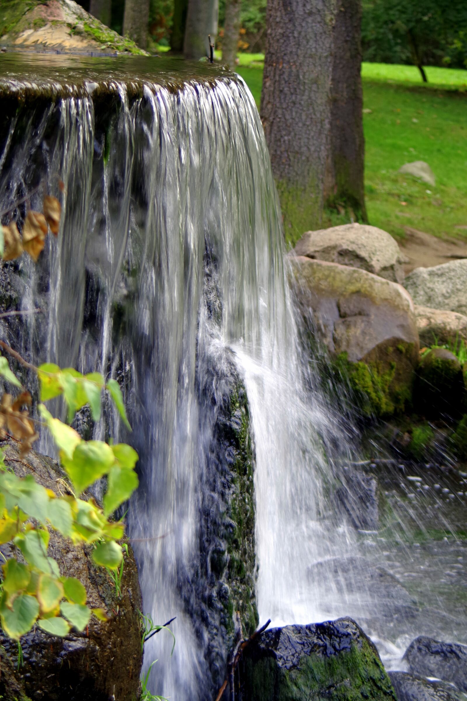 Pentax K-S2 sample photo. Waterfall, water, source photography