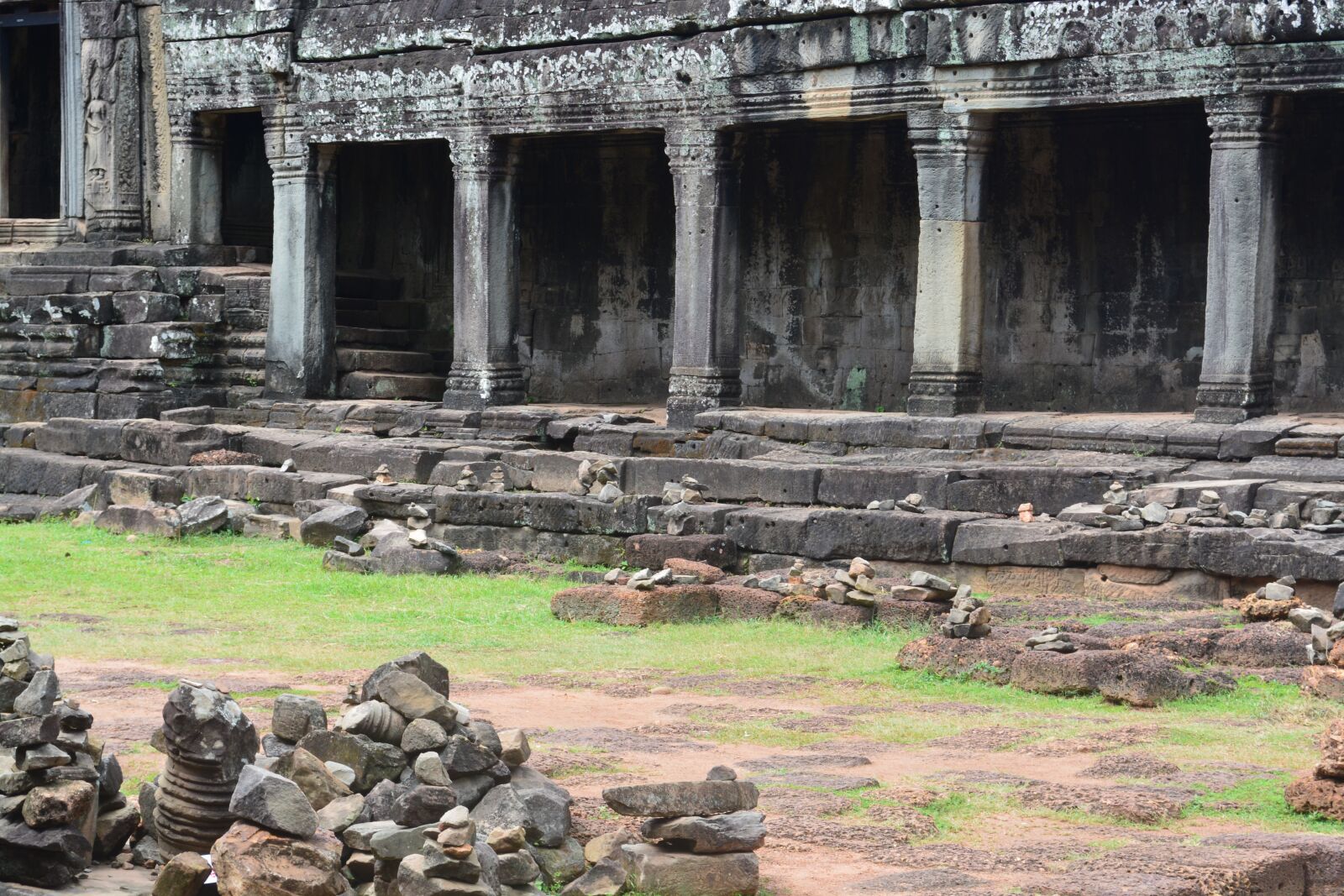 Nikon D5200 sample photo. Temples of angkor, architecture photography