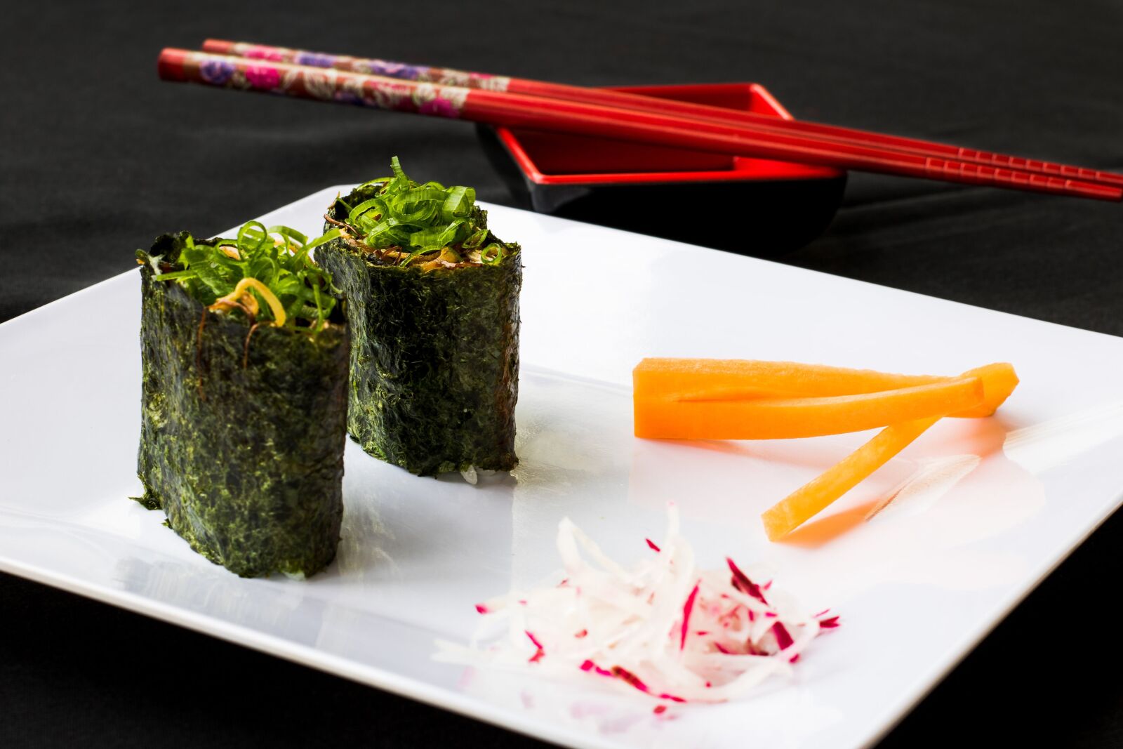 Canon EOS 750D (EOS Rebel T6i / EOS Kiss X8i) sample photo. Sushi, japanese food, japanese photography