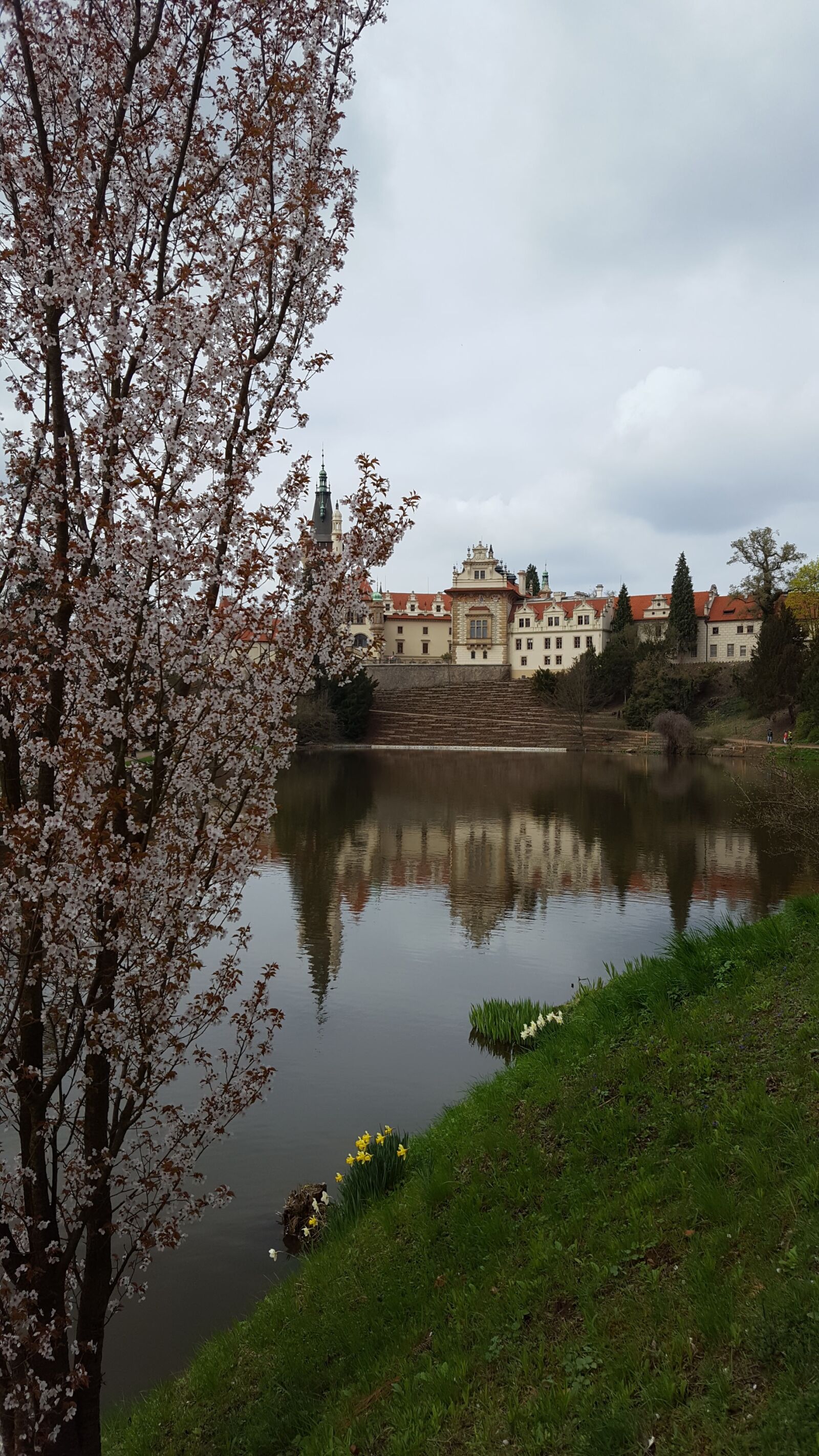 Samsung Galaxy S6 sample photo. Prague, castle, pruhonice photography