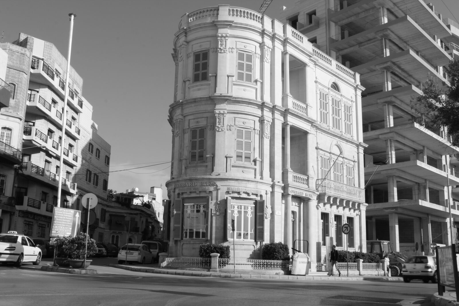 Canon EOS 600D (Rebel EOS T3i / EOS Kiss X5) sample photo. City, mortar, architecture photography