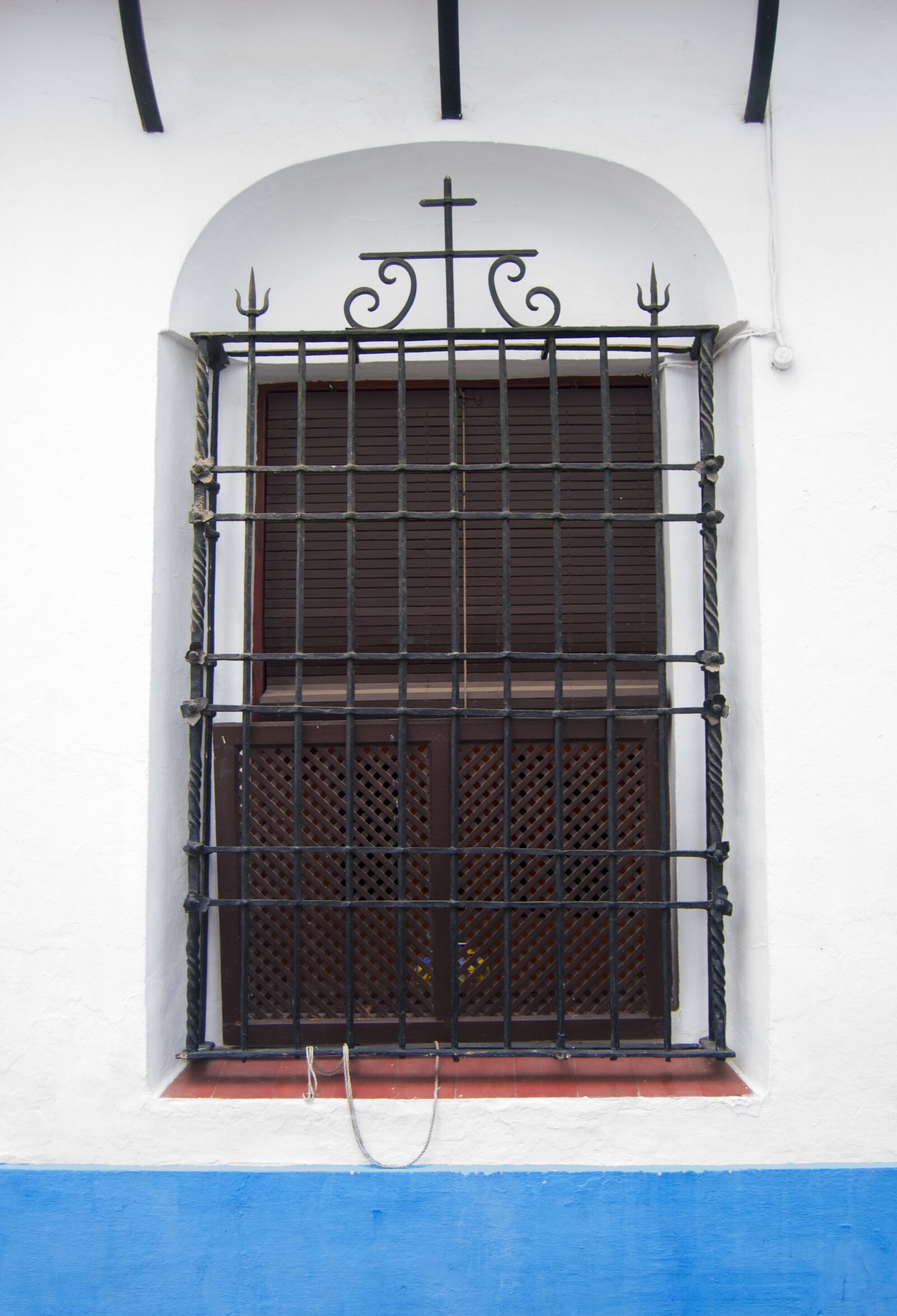Nikon D3100 sample photo. Window, spain, mallorca photography