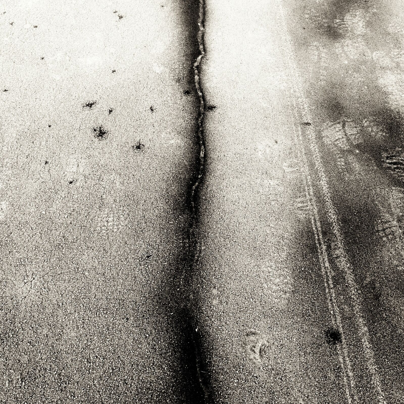 HUAWEI P9 sample photo. Cold, frost, pavement, sidewalk photography