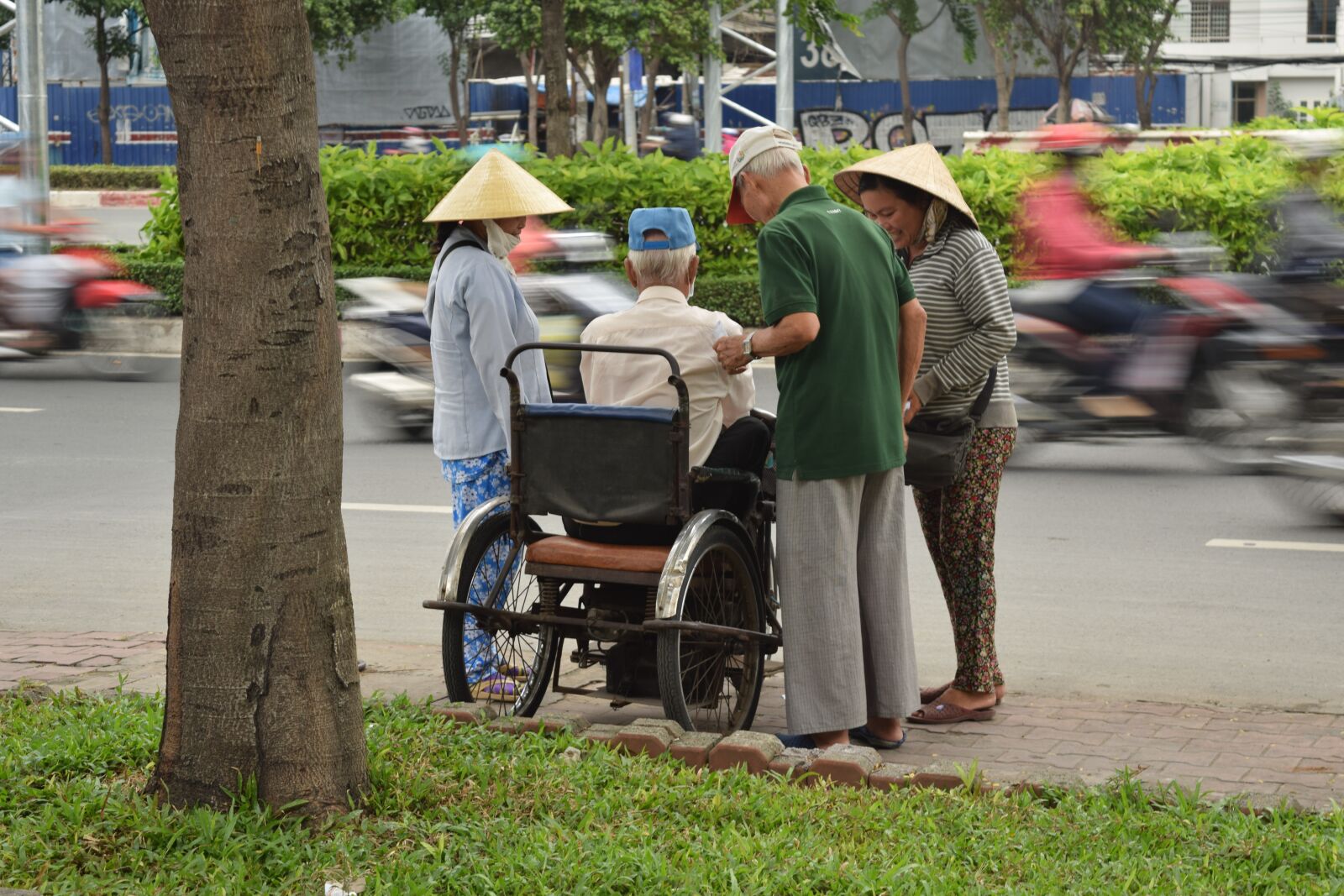 Nikon D3300 sample photo. Old age, devastating time photography