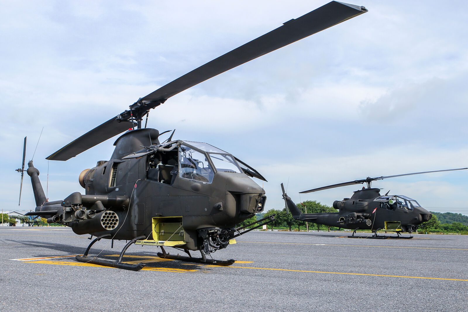 Canon EF 24-70mm F2.8L USM sample photo. Black, helicopter photography
