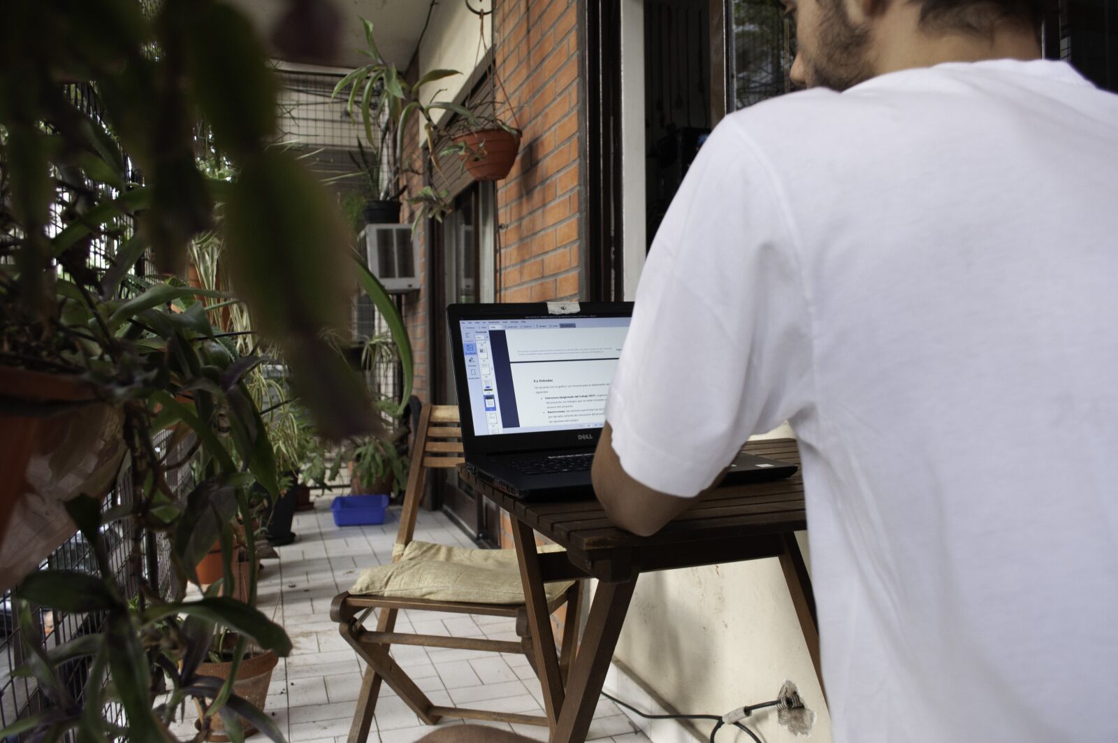 Nikon D5000 sample photo. People, work, house photography