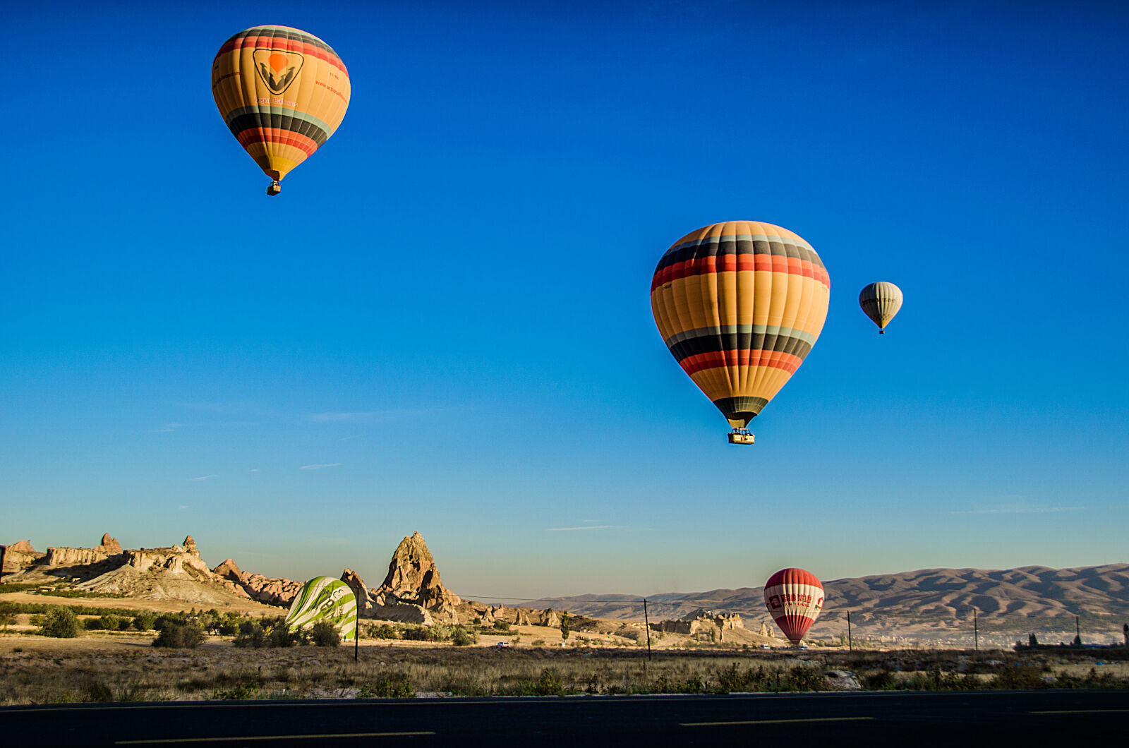Nikon D5100 sample photo. Four, beige, hot, air photography