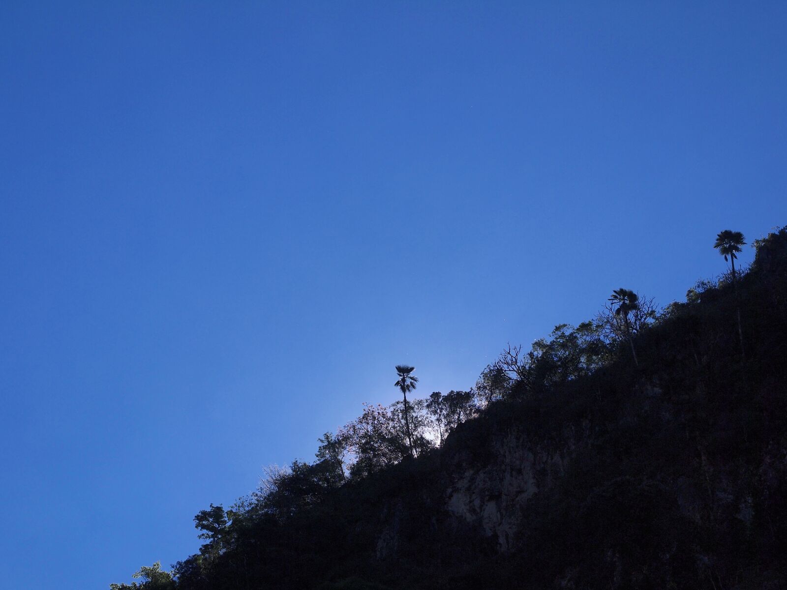 Olympus PEN E-PL1 sample photo. Hill, thailand, tourism photography