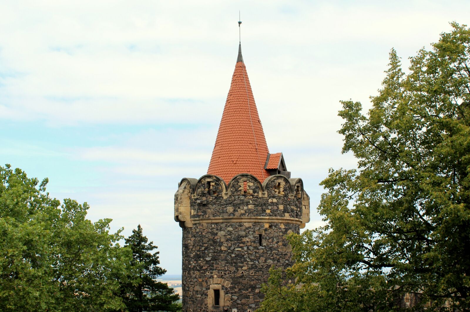 Canon EOS 1200D (EOS Rebel T5 / EOS Kiss X70 / EOS Hi) sample photo. Tower, castle, architecture photography