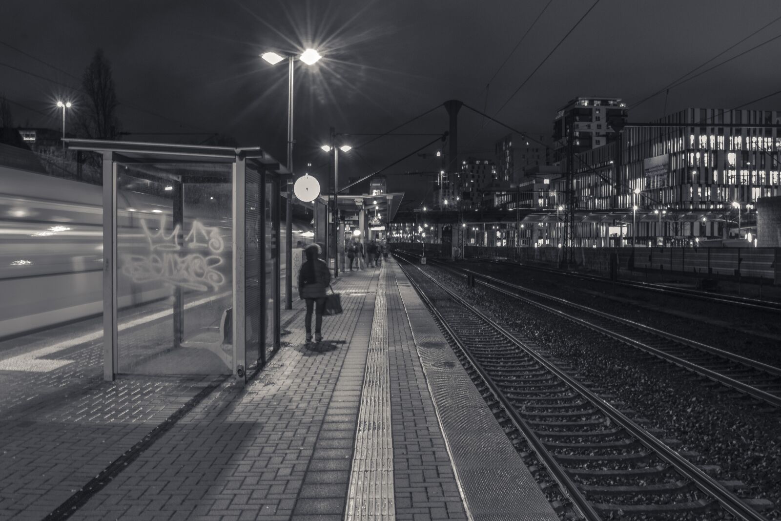 Nikon D3300 sample photo. Railway station, platform, train photography