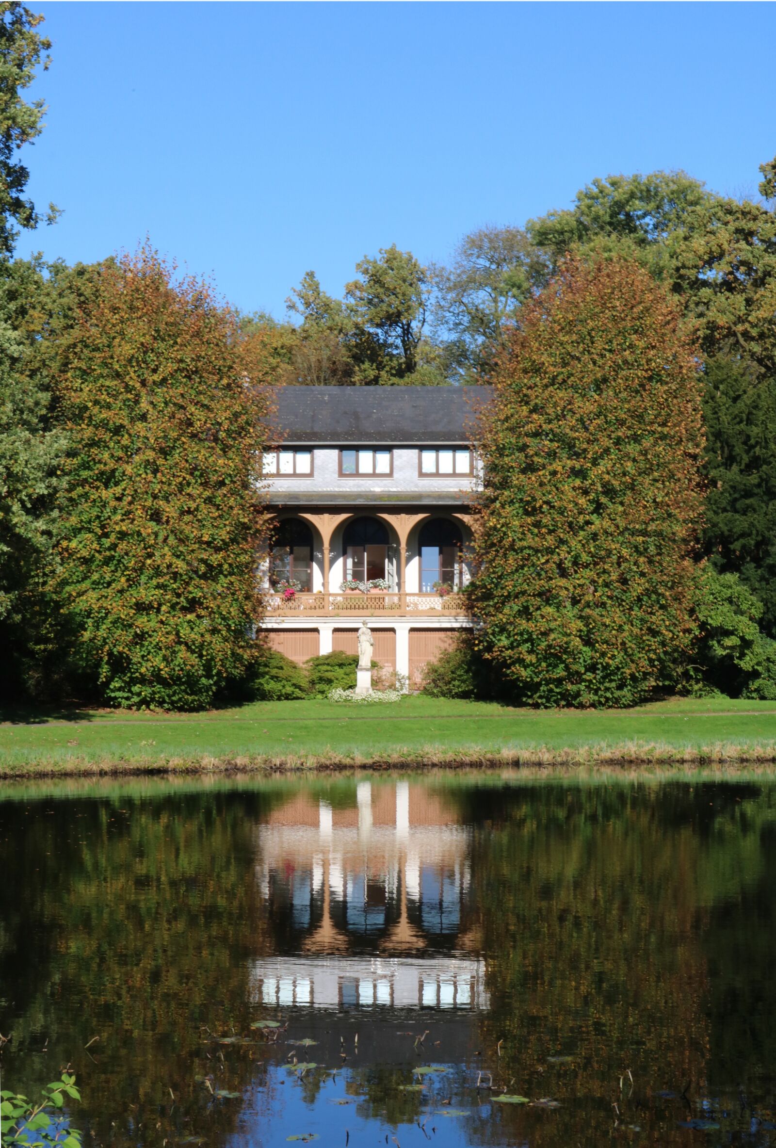 Canon EOS 750D (EOS Rebel T6i / EOS Kiss X8i) sample photo. Bremen, citizens park, bremen photography