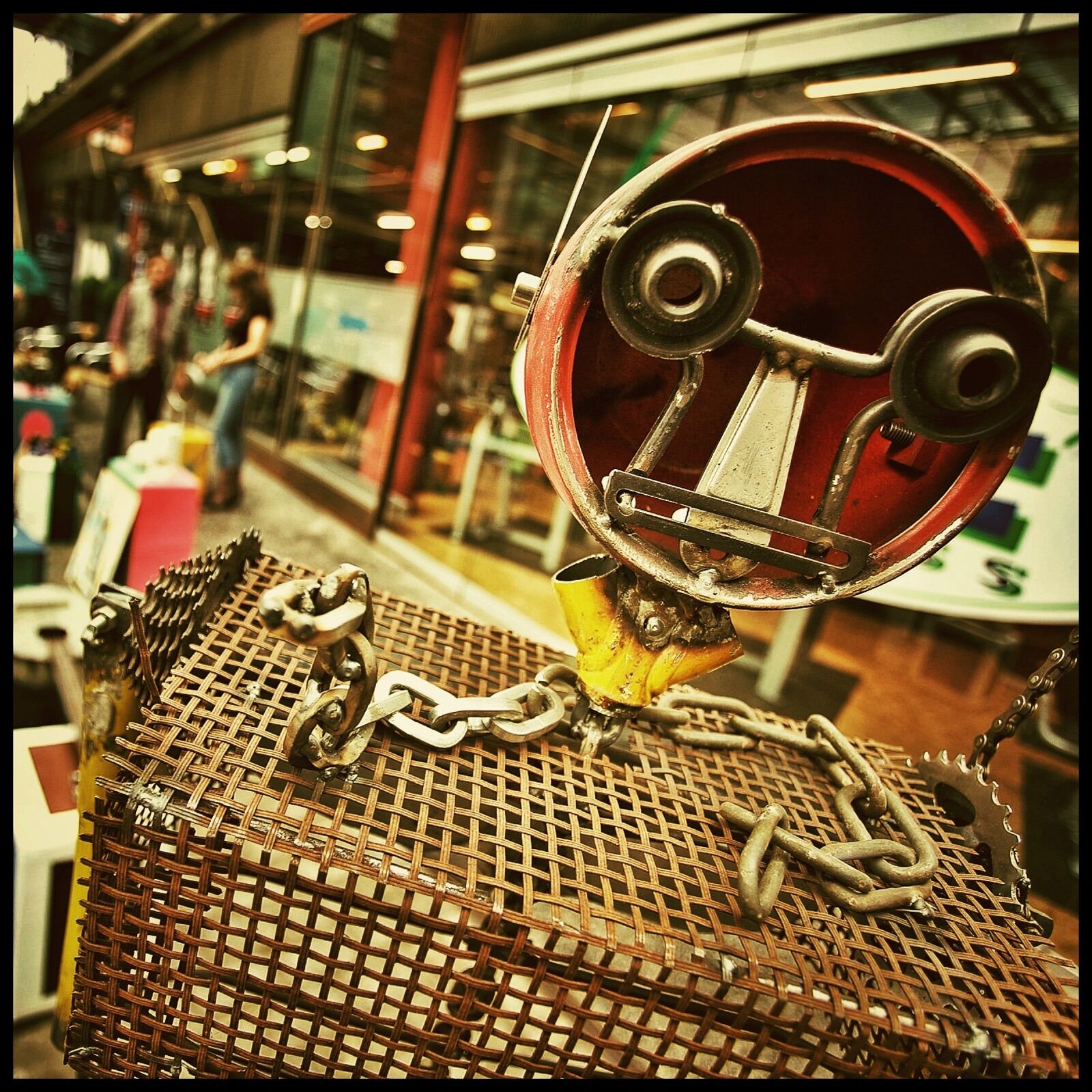 Canon EOS 5D Mark II sample photo. Metal, scrap, junk photography