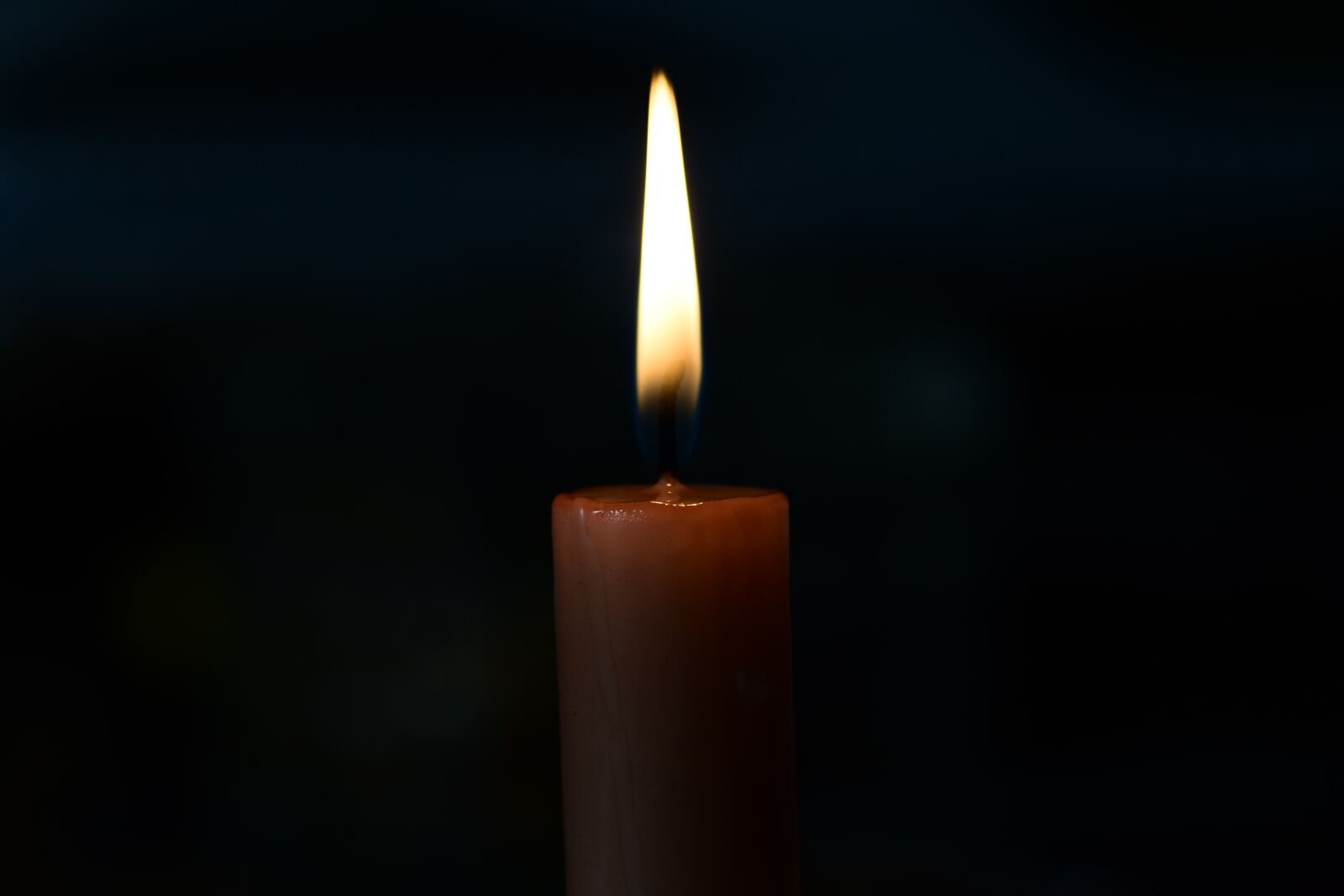 Nikon D3400 sample photo. Candle light, atmosphere, flame photography