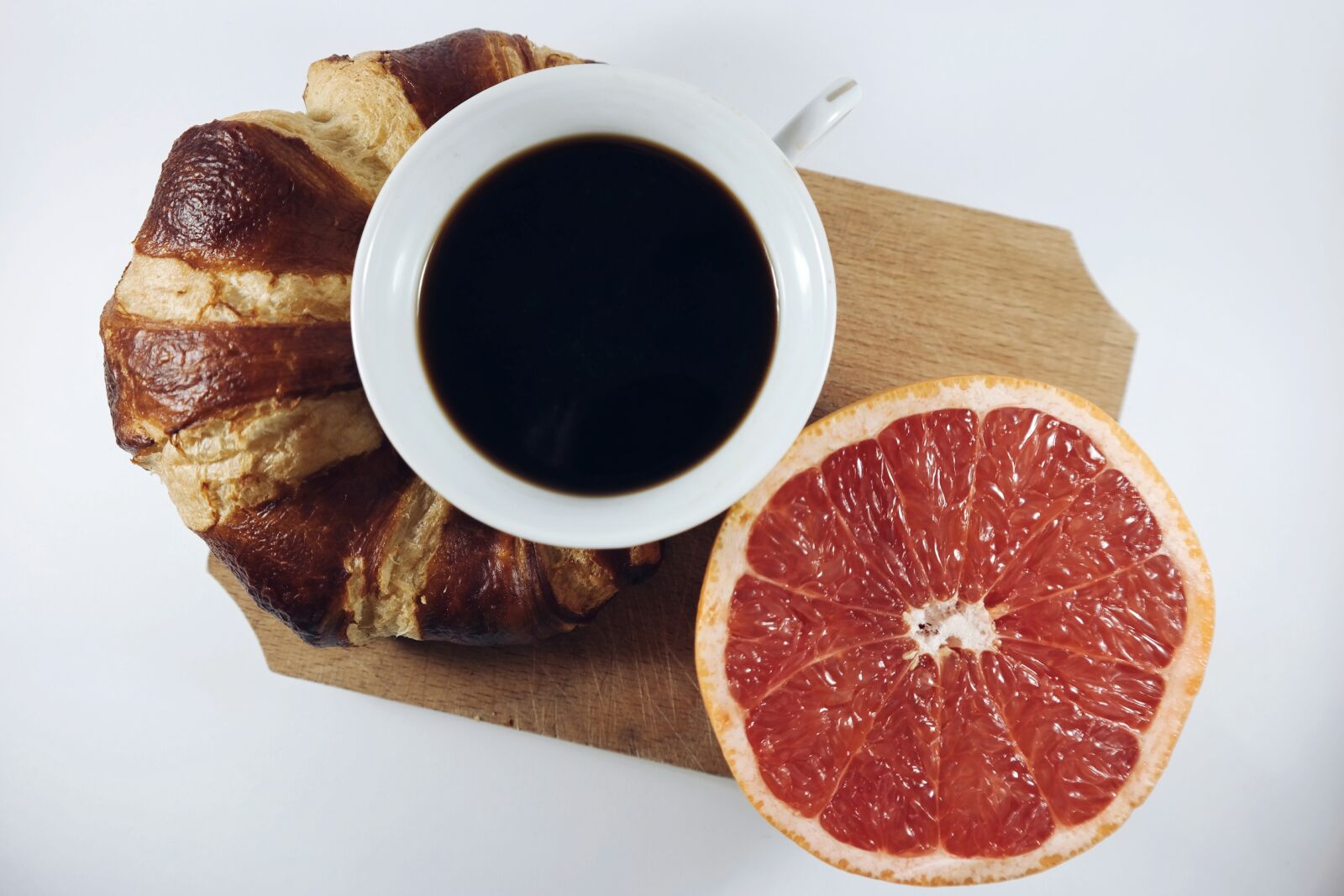 Samsung NX300 sample photo. Caffeine, coffee, croissant, cup photography
