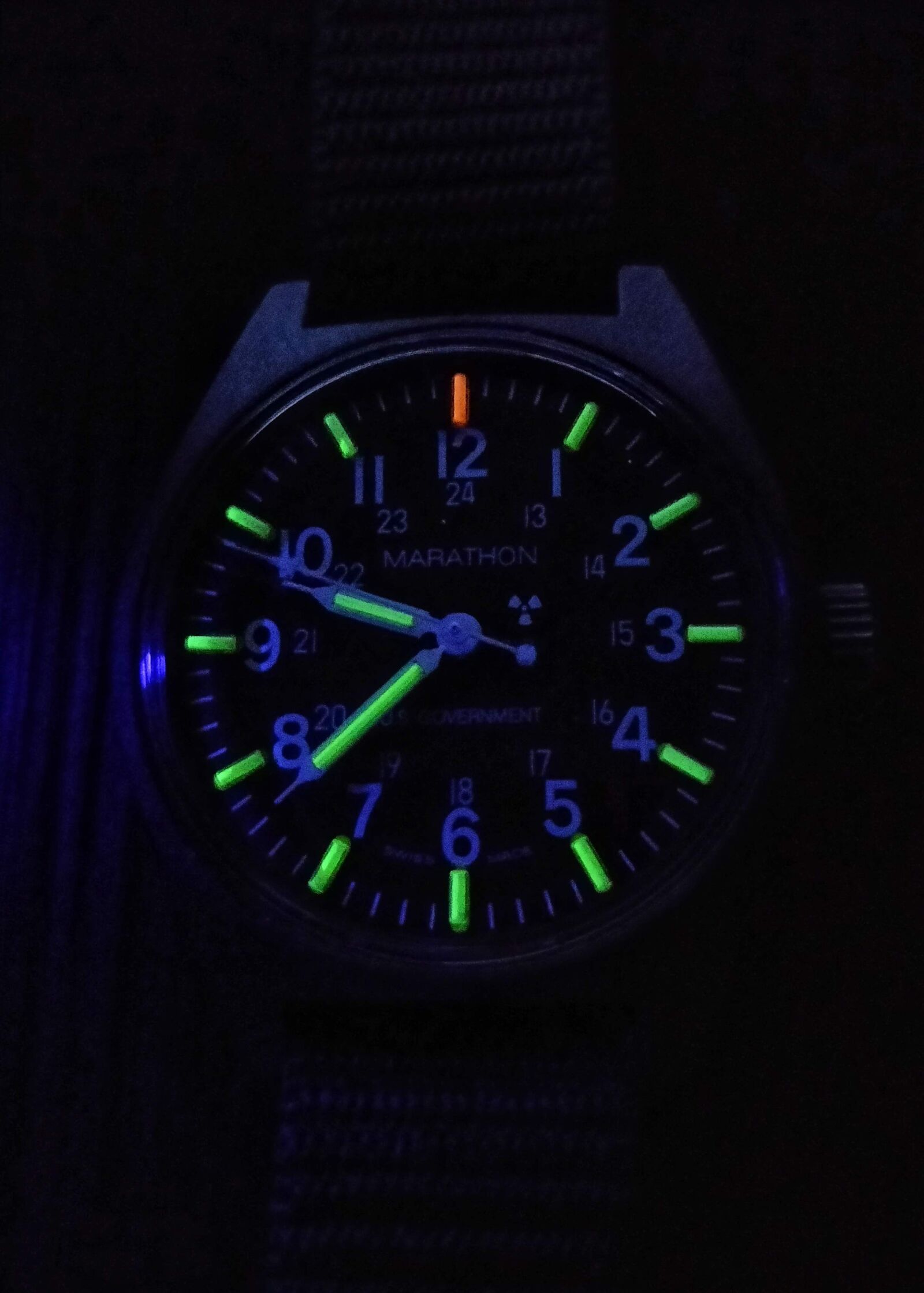 OnePlus 5 sample photo. Clock, marathon, shining photography