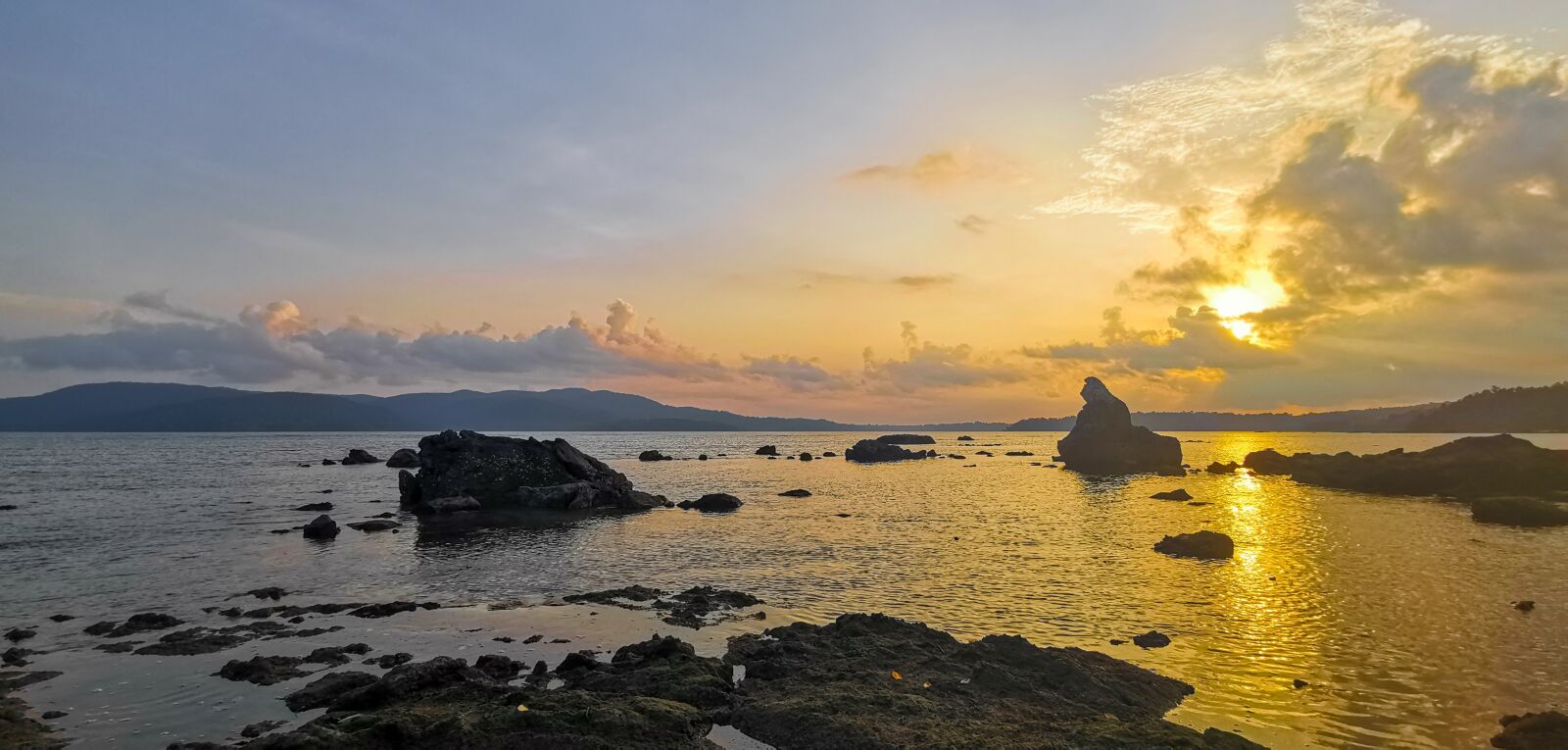 HUAWEI LYA-L29 sample photo. Sunset, water, nature photography