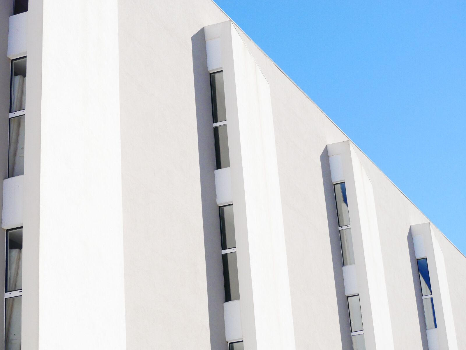 Panasonic Lumix DMC-GX85 (Lumix DMC-GX80 / Lumix DMC-GX7 Mark II) sample photo. Building, mallorca, spain photography