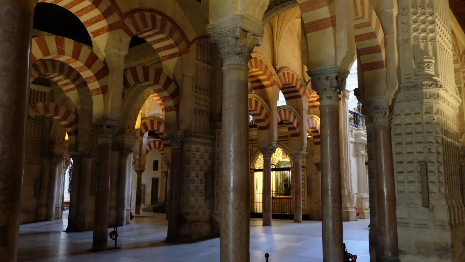 Fujifilm XC 16-50mm F3.5-5.6 OIS II sample photo. Mezquita-catedral of c rdoba photography