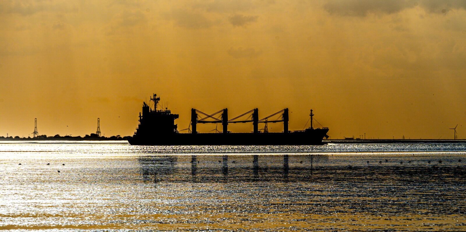 Sony FE 70-300mm F4.5-5.6 G OSS sample photo. North sea, ship, twilight photography