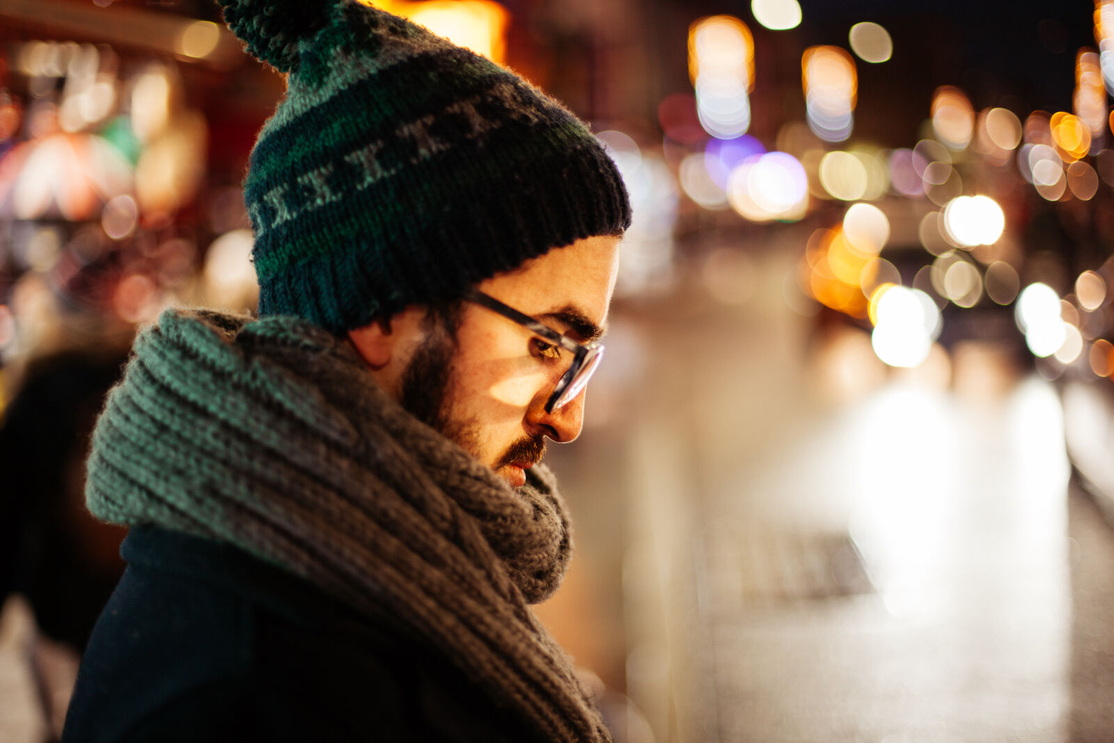 Canon EOS 5D Mark II sample photo. Adult, beanie, blur, city photography