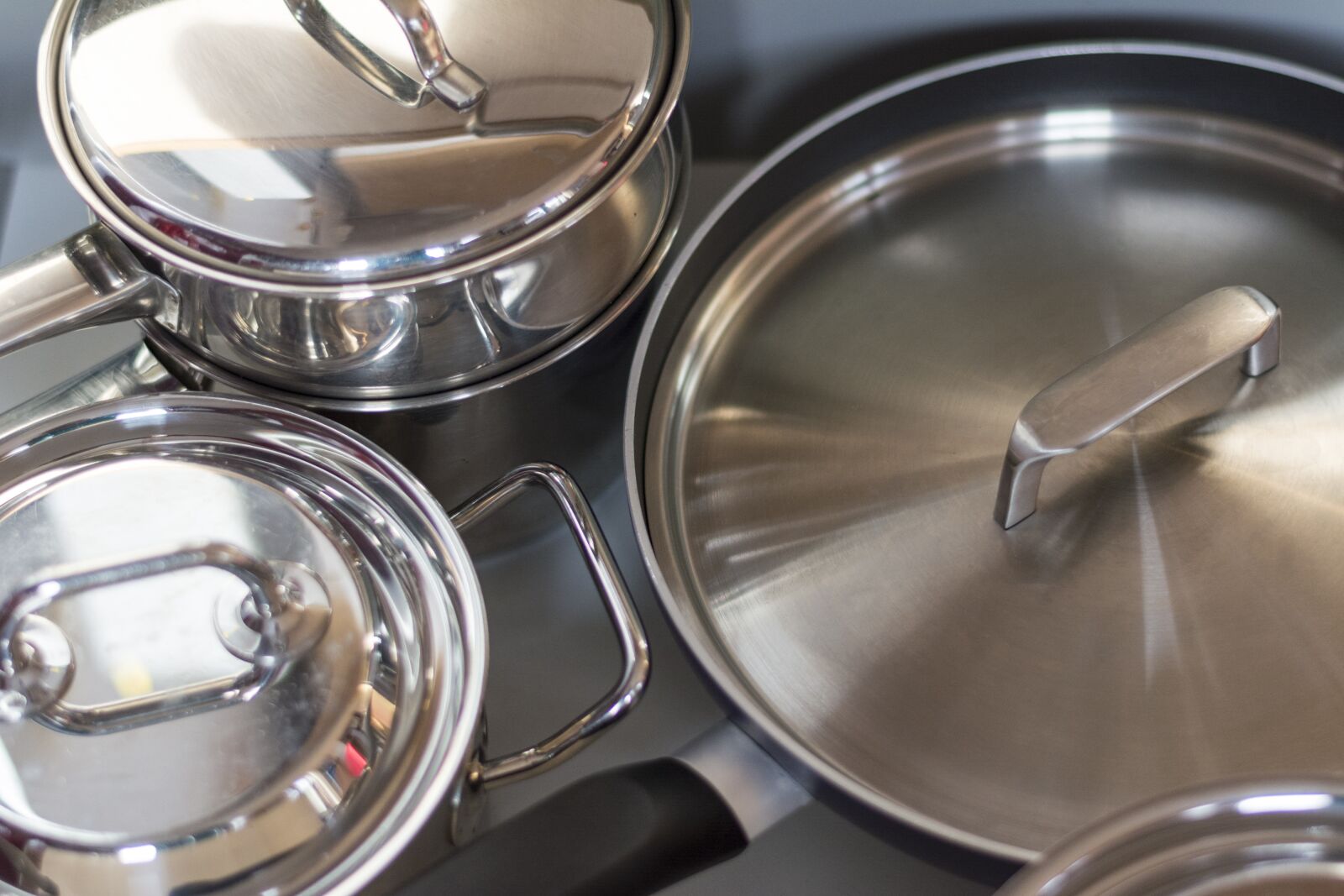 Nikon D5200 sample photo. Pans, lids, cooking photography