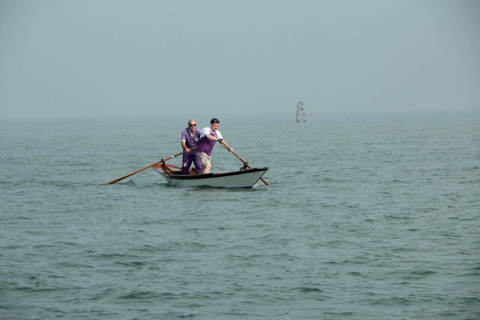 Canon EOS 600D (Rebel EOS T3i / EOS Kiss X5) sample photo. Small boat, motivation, venice 2016 photography