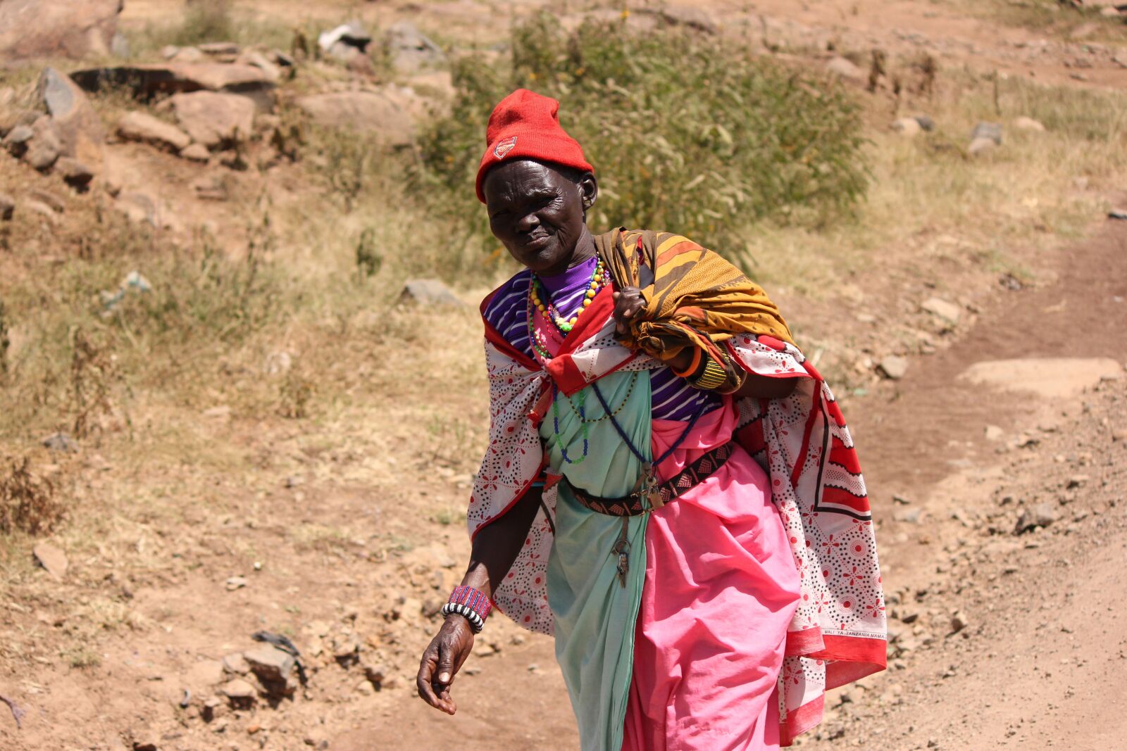 Canon EOS 550D (EOS Rebel T2i / EOS Kiss X4) sample photo. Africa, nomad, tribal photography