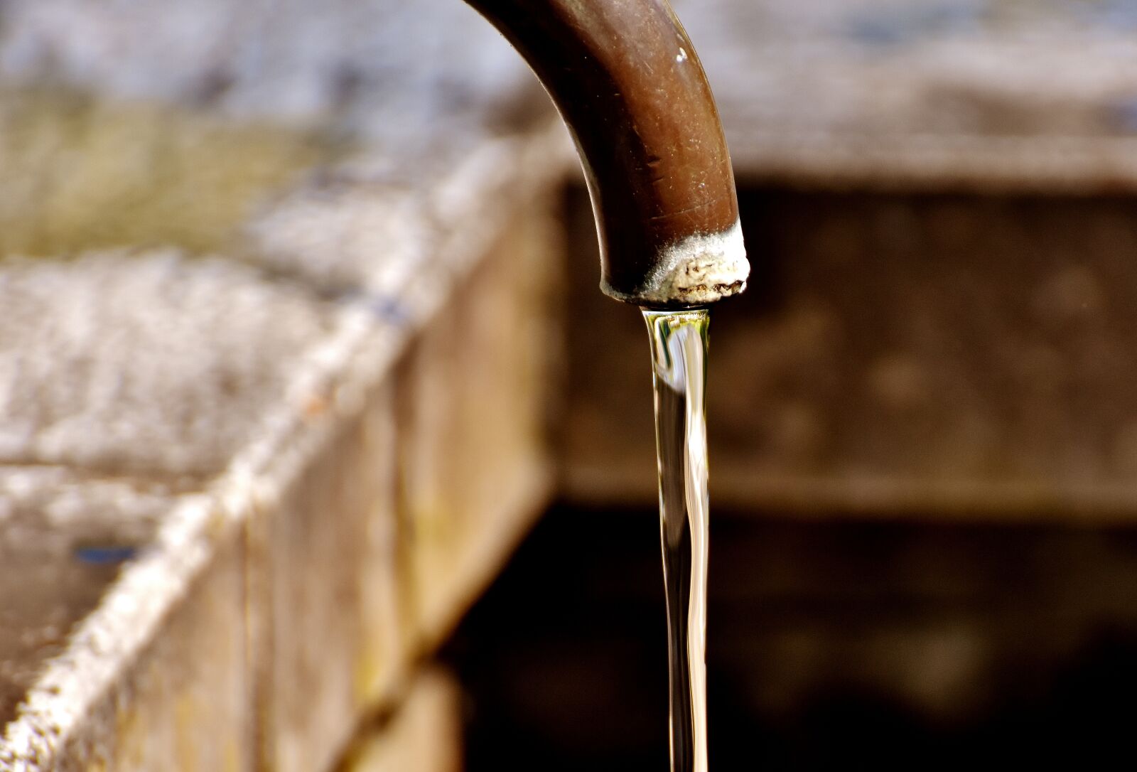 Nikon D7200 sample photo. Faucet, old, water photography