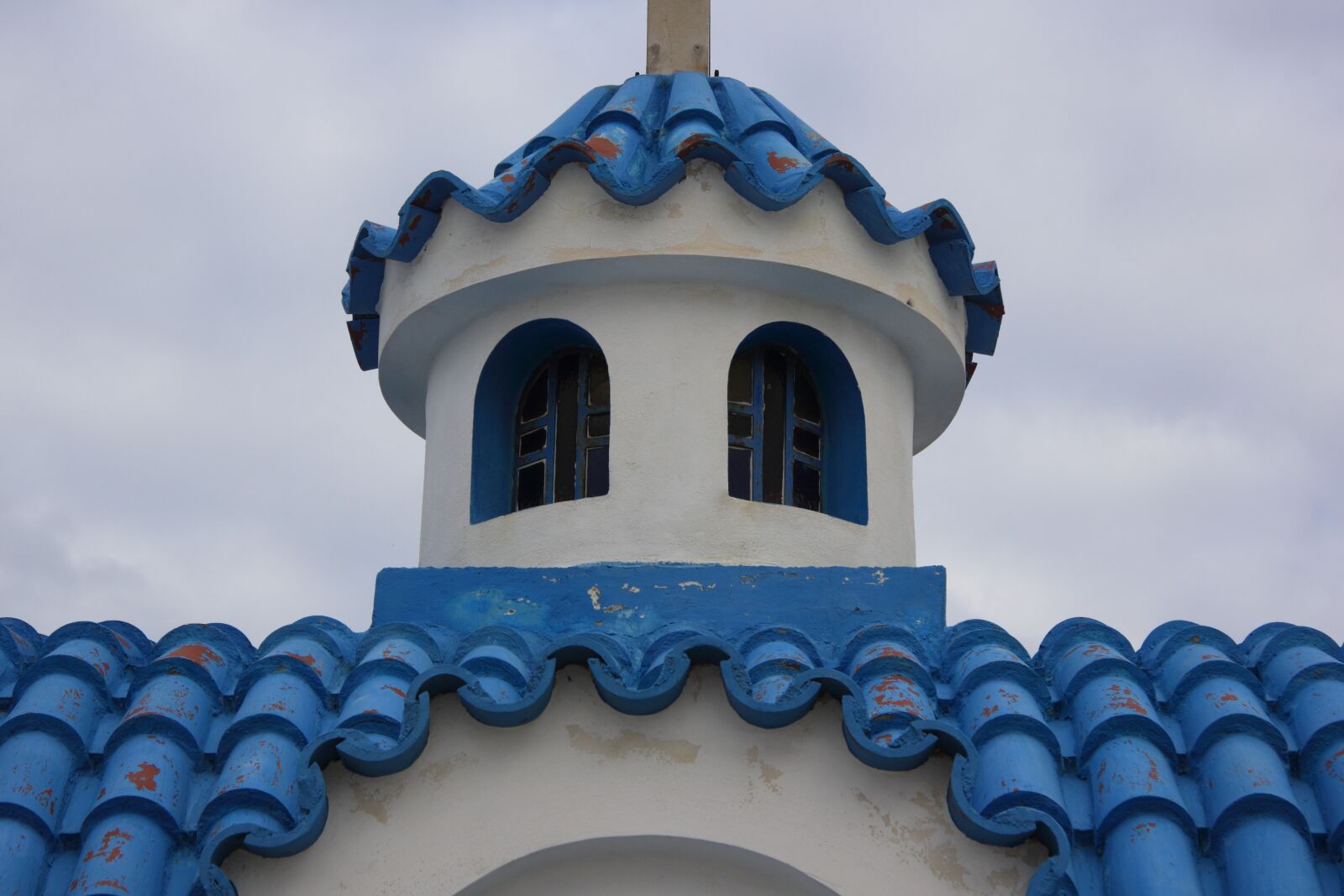 Canon EOS 550D (EOS Rebel T2i / EOS Kiss X4) sample photo. Greece, church, tiles photography