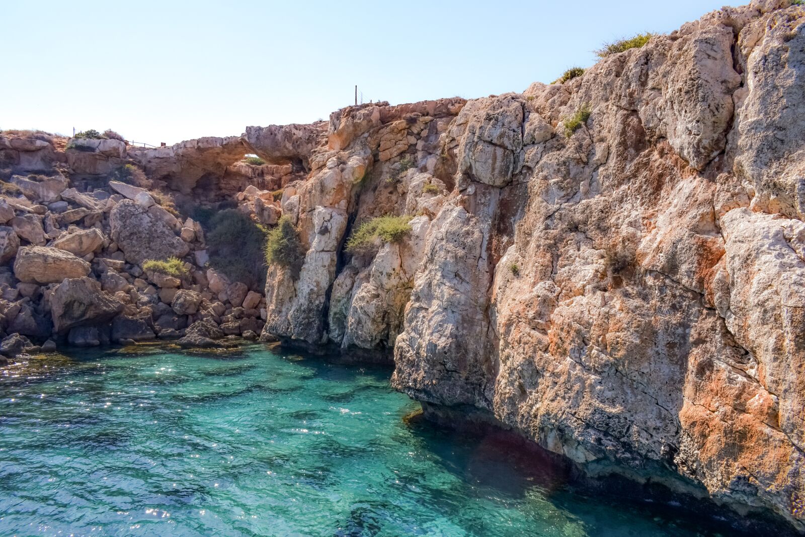 Nikon D3300 sample photo. Rocky coast, cliff, formation photography