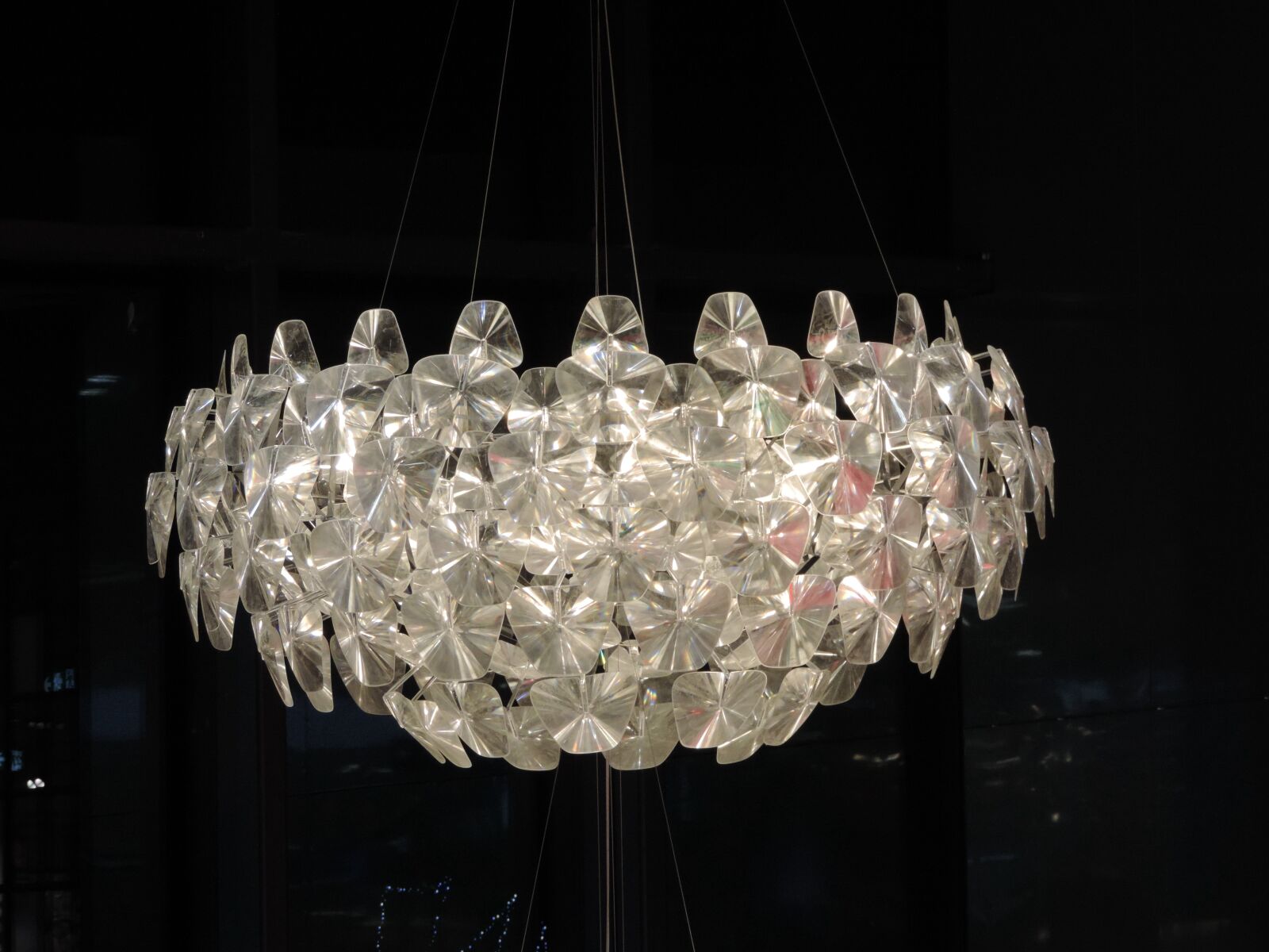 Nikon Coolpix P520 sample photo. Crystal, expensive, interior decoration photography