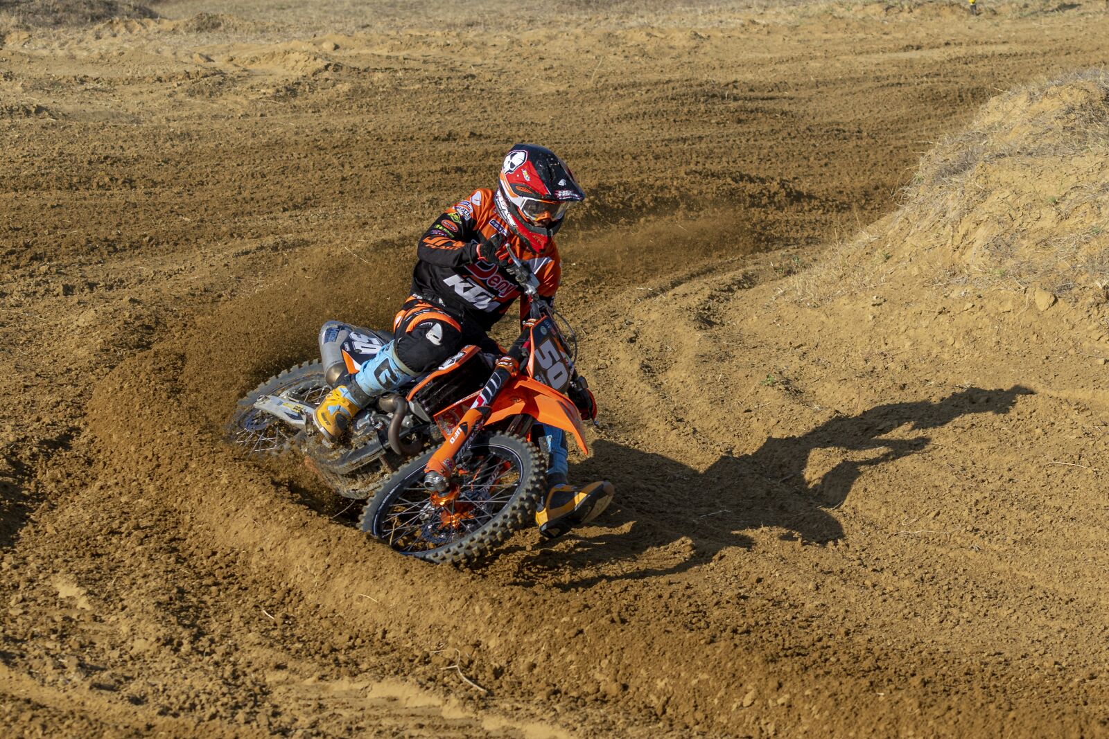 Sony a7 II + Sony FE 70-200mm F4 G OSS sample photo. Motocross, dirt, mud photography