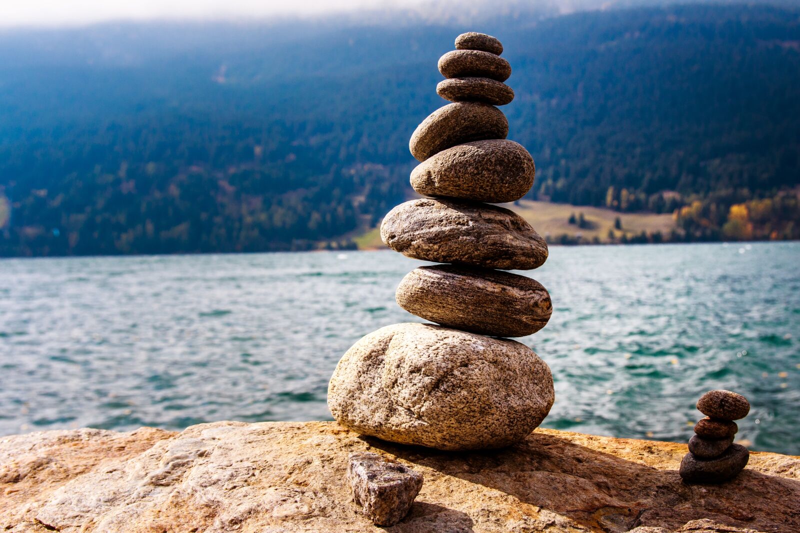 Canon EOS 650D (EOS Rebel T4i / EOS Kiss X6i) sample photo. Reschensee, stone constructions, rest photography