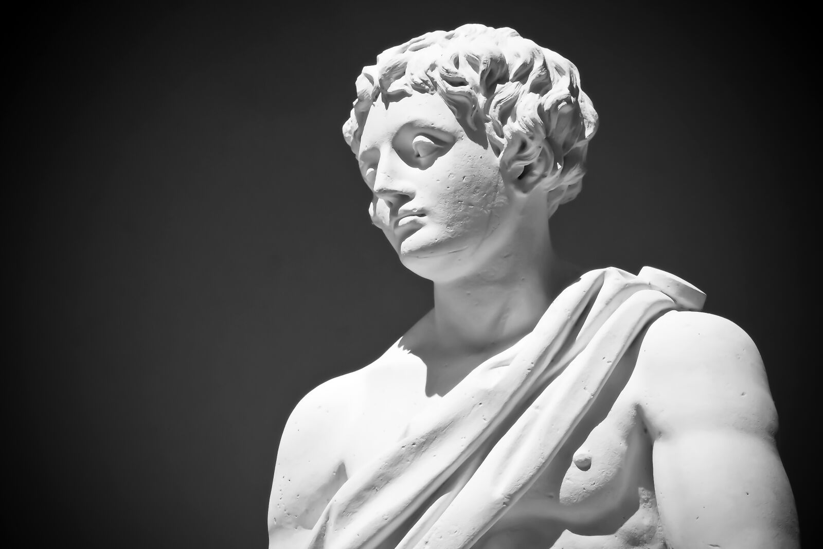 Olympus OM-D E-M10 sample photo. Statue, sculpture, art photography