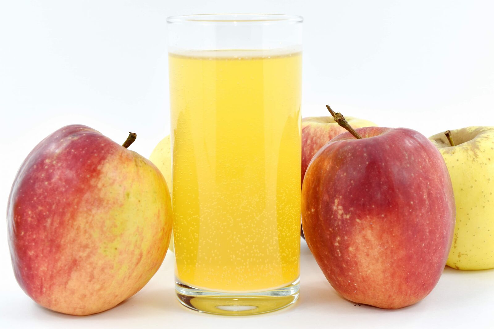 Nikon D5500 sample photo. Apple, cider, fruit juice photography