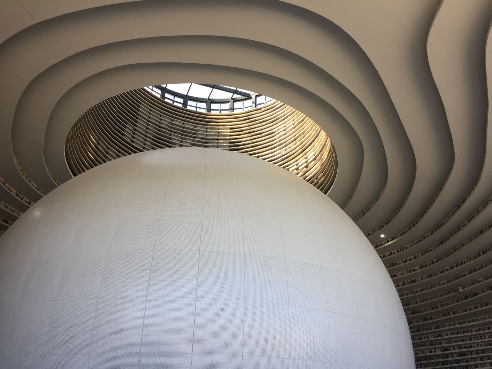 iPhone 6 back camera 4.15mm f/2.2 sample photo. Building, tianjin photography