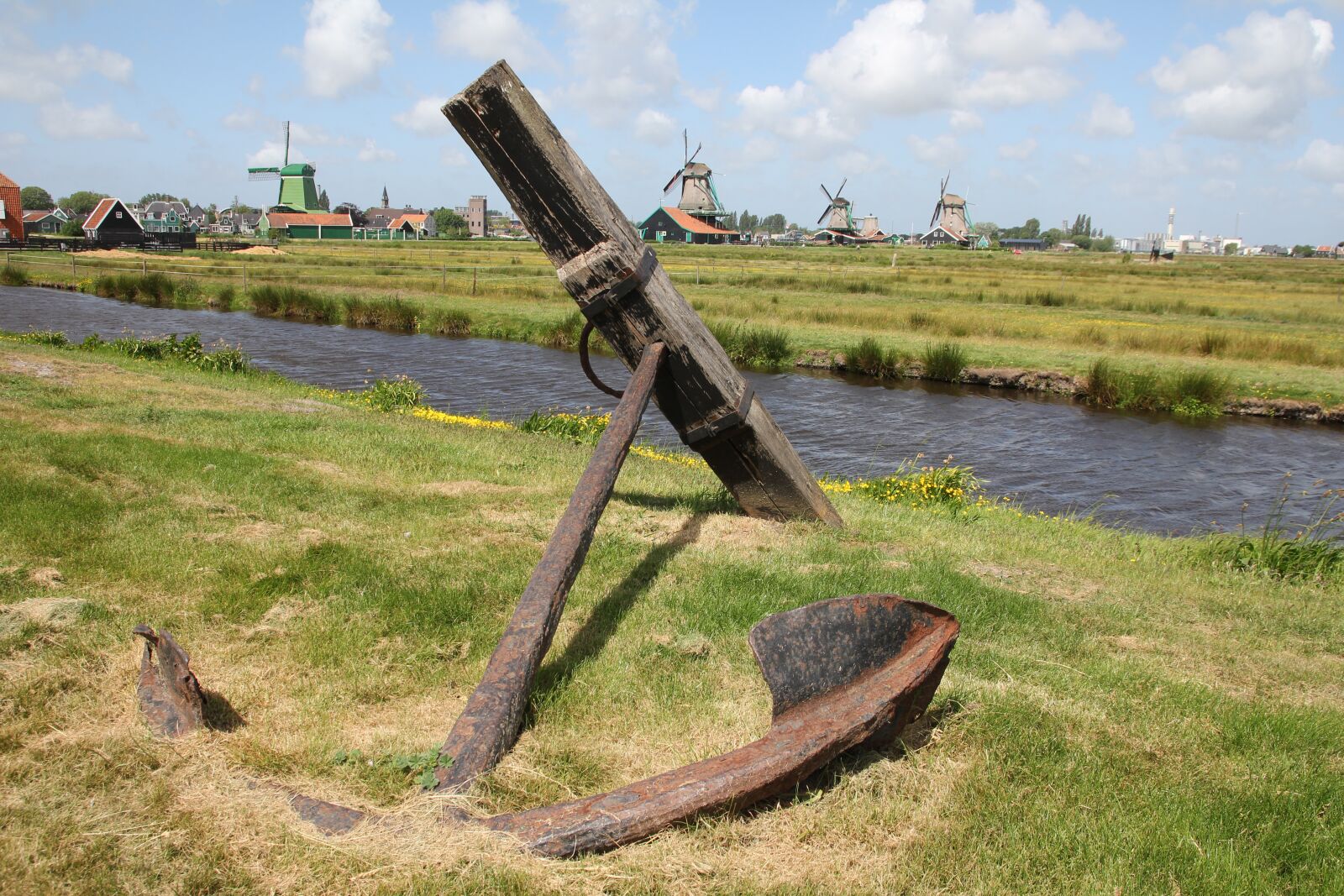 Canon EOS 550D (EOS Rebel T2i / EOS Kiss X4) sample photo. Netherlands, anchor, water photography