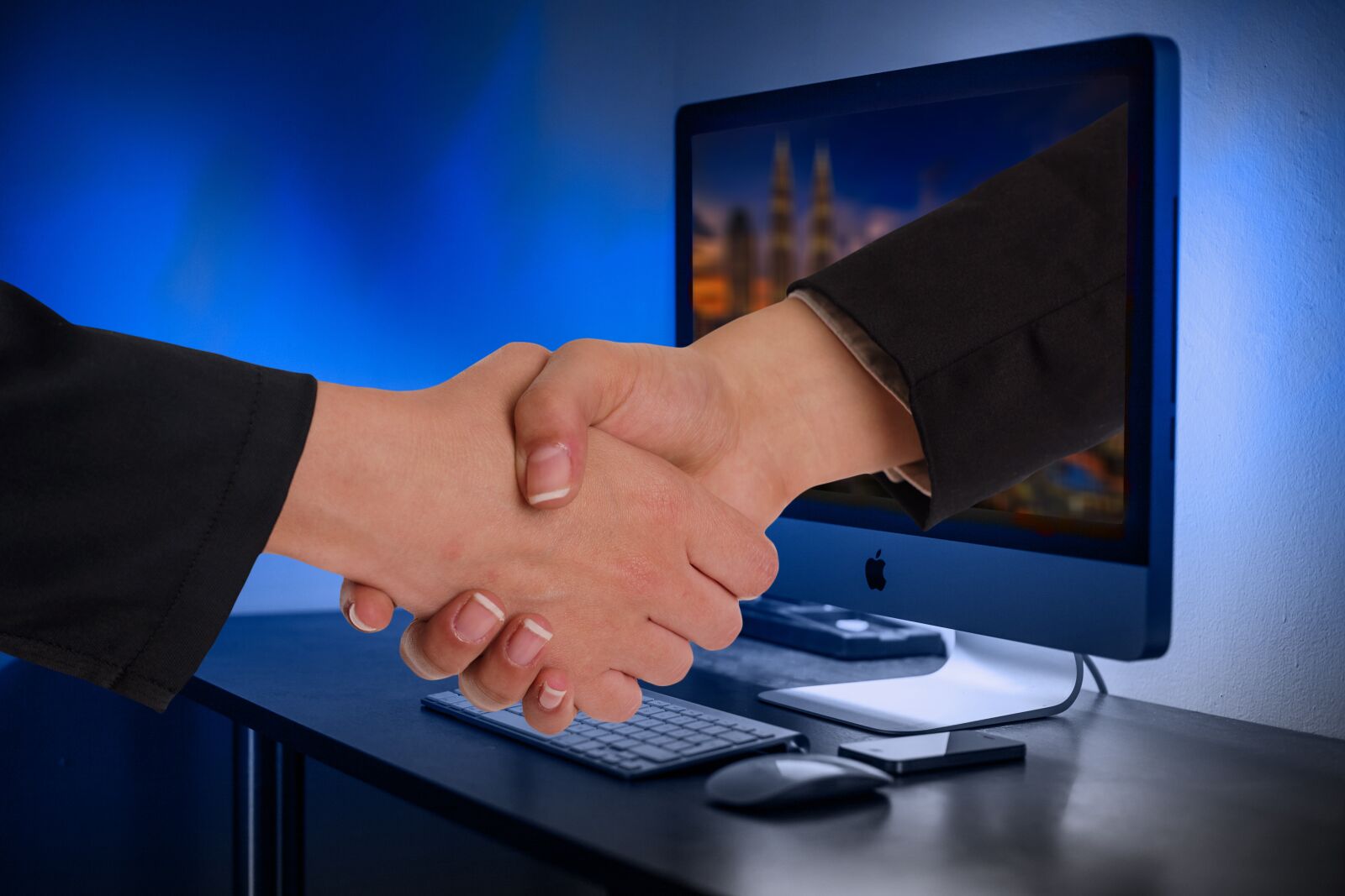 Canon EF 50mm F1.4 USM sample photo. Handshake, hands, monitor photography
