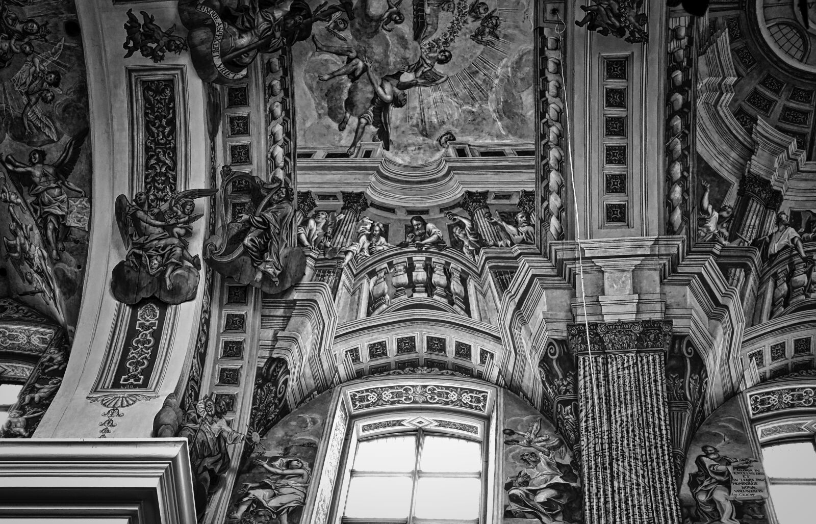 Sony Cyber-shot DSC-RX100 III sample photo. Church, ceiling, arch photography
