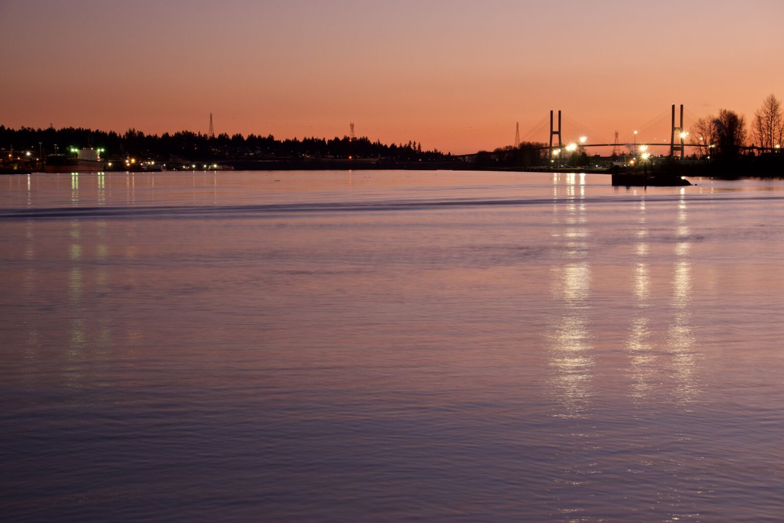 Sony E 55-210mm F4.5-6.3 OSS sample photo. Quayside, new westminster, british photography