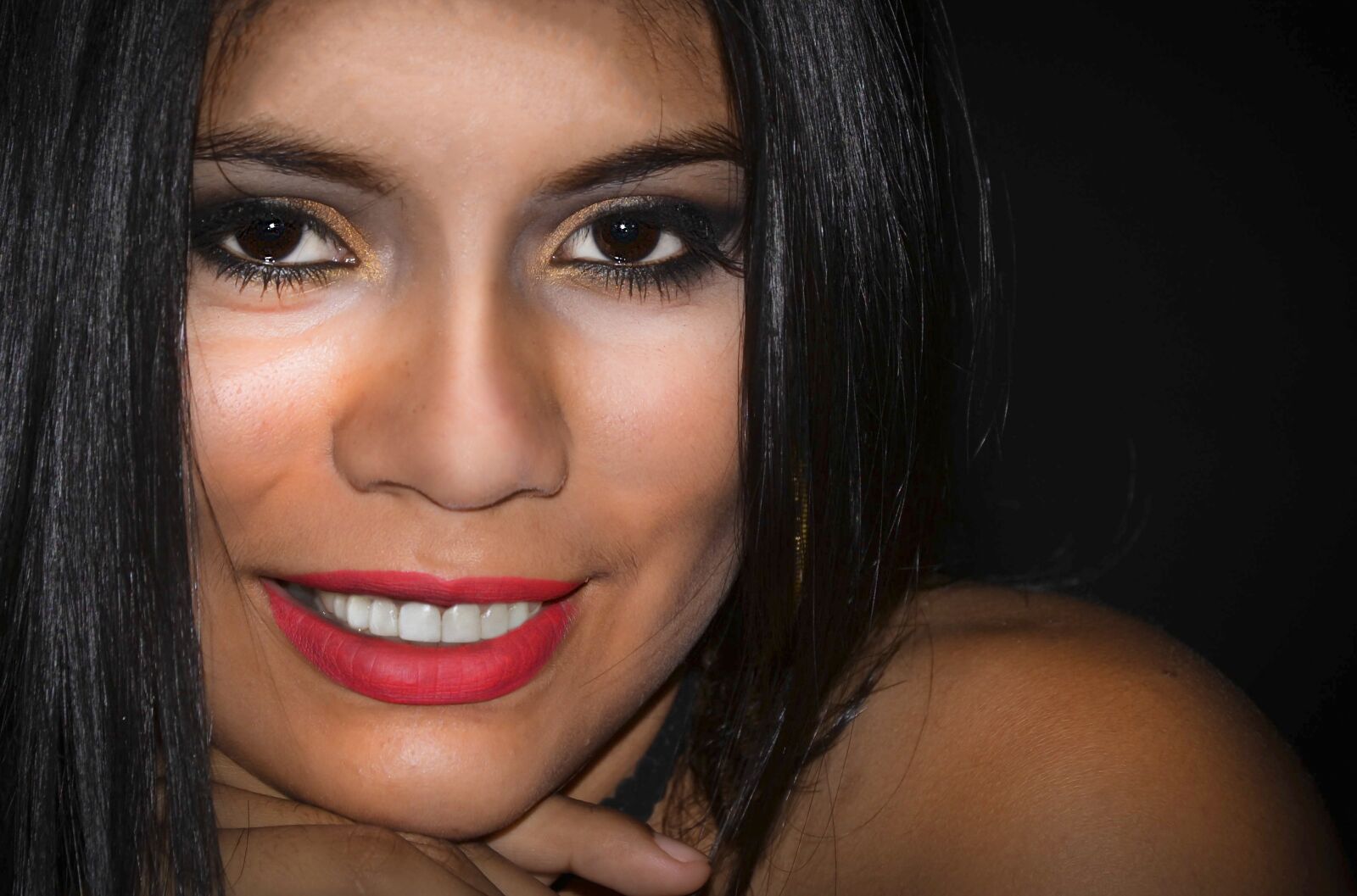 Nikon D3100 sample photo. Portrait, women, fashion photography