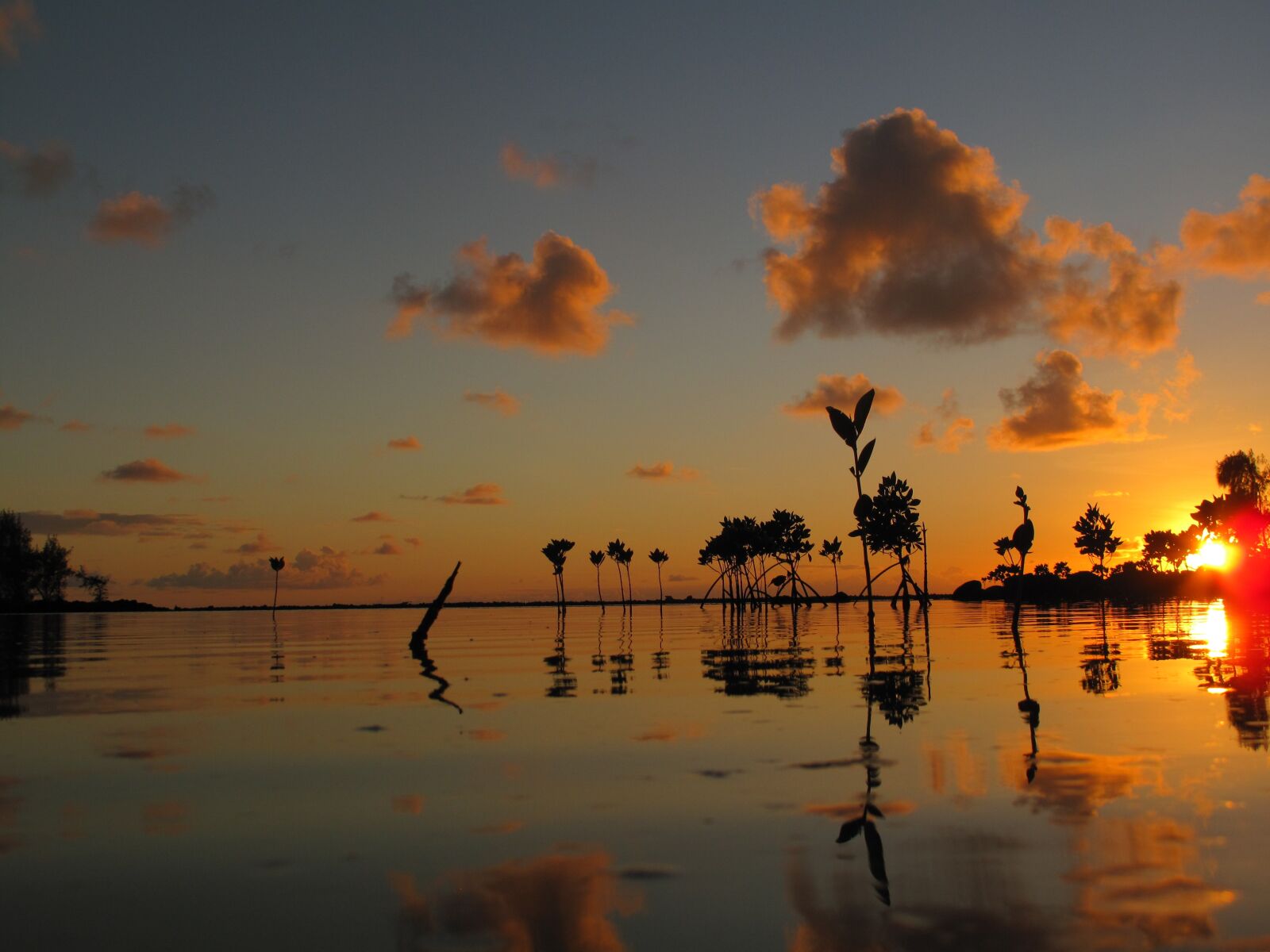 Canon PowerShot G10 sample photo. Sunrise, mauritius, romance photography