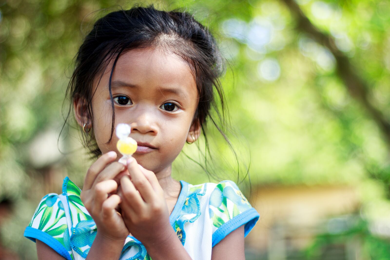 Canon EOS 600D (Rebel EOS T3i / EOS Kiss X5) + Canon EF 50mm F1.8 STM sample photo. Kid, sadness, girl photography