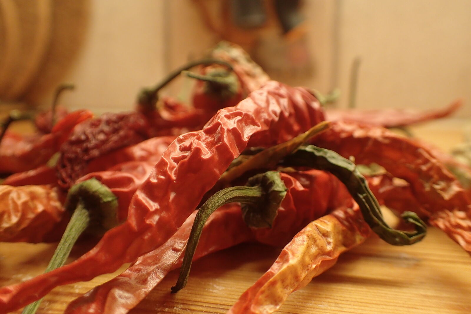 Olympus TG-4 sample photo. Cayenne, chili, chili, peppers photography