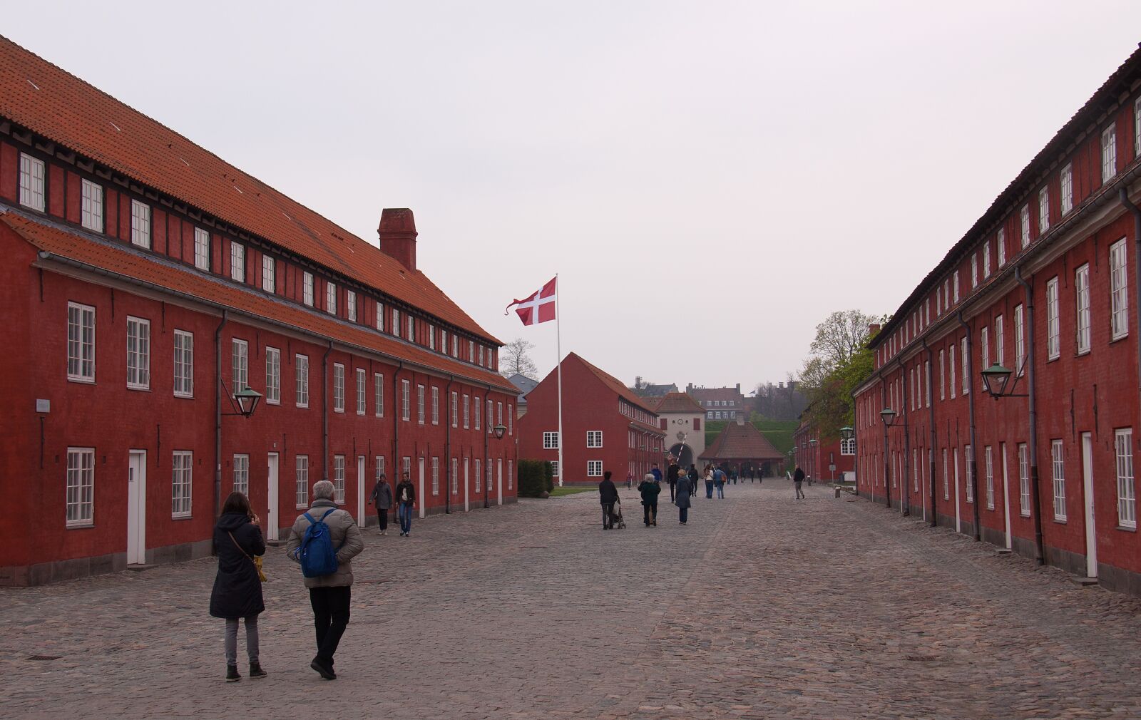 Canon EOS 50D sample photo. The citadel, citadel, red photography