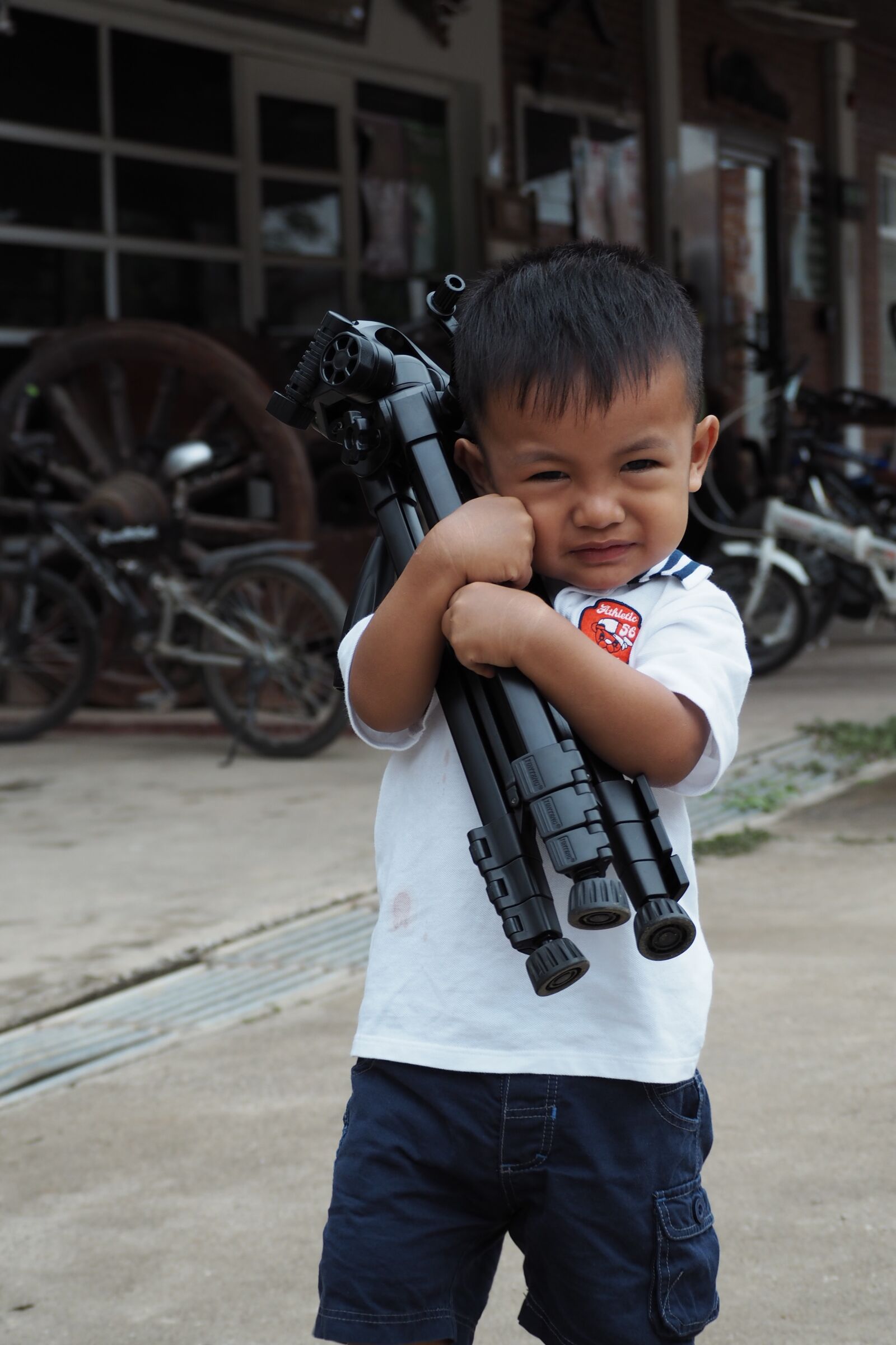 Olympus PEN E-PL7 sample photo. Children, boy, asian photography