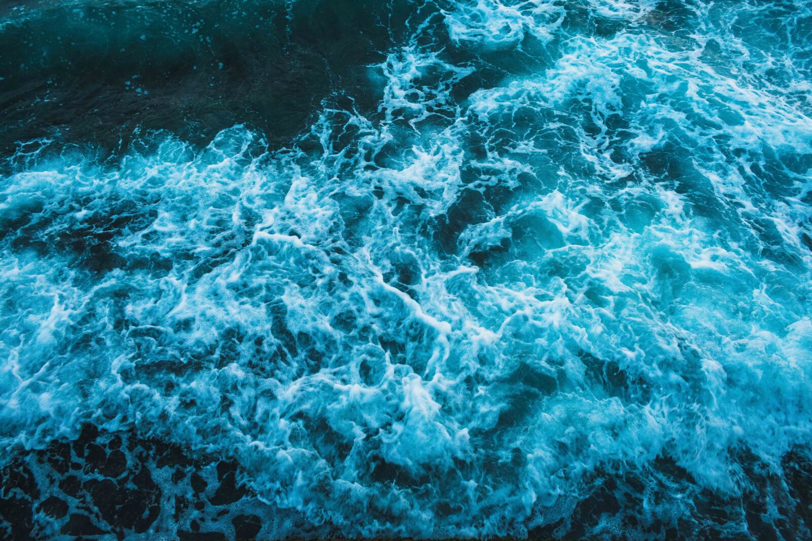 Nikon D3400 sample photo. Sea, waves, sky photography